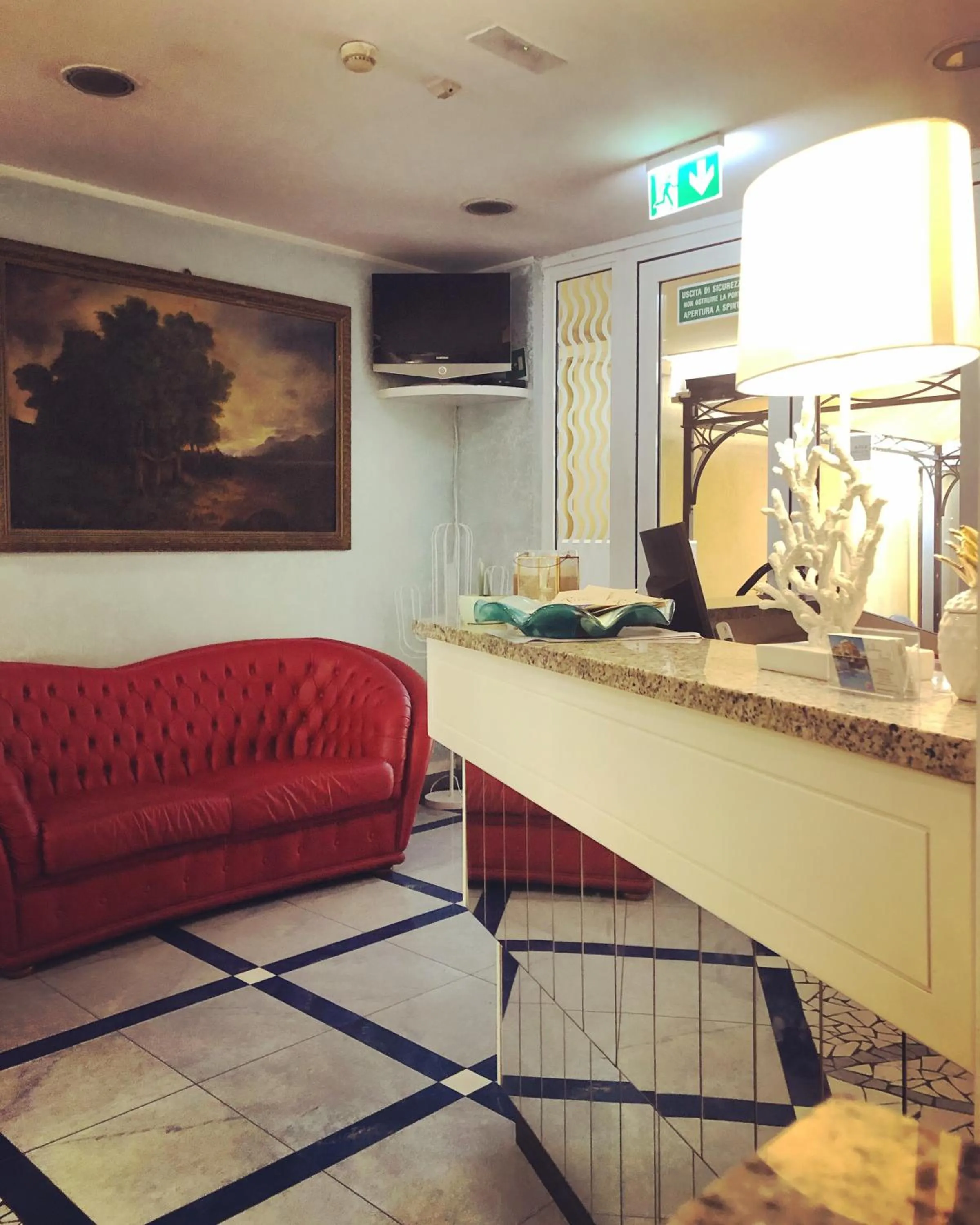 Lobby or reception in Residence Record