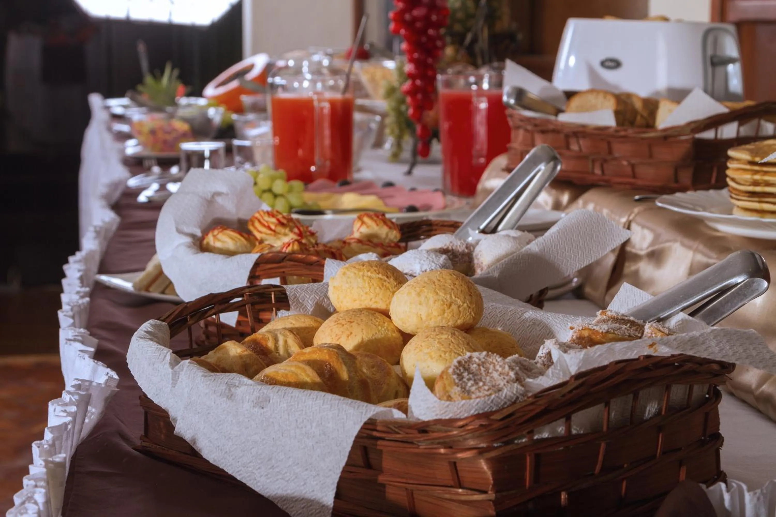 Food and drinks in Gran Hotel Ambassador