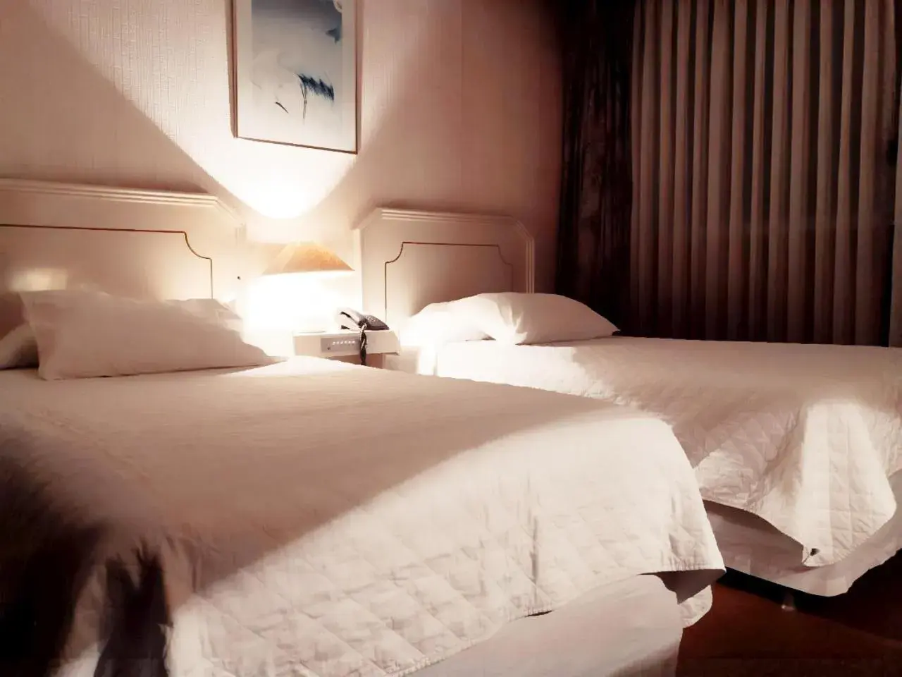 Twin Room in Gran Hotel Ambassador Twin Room in Gran Hotel Ambassador