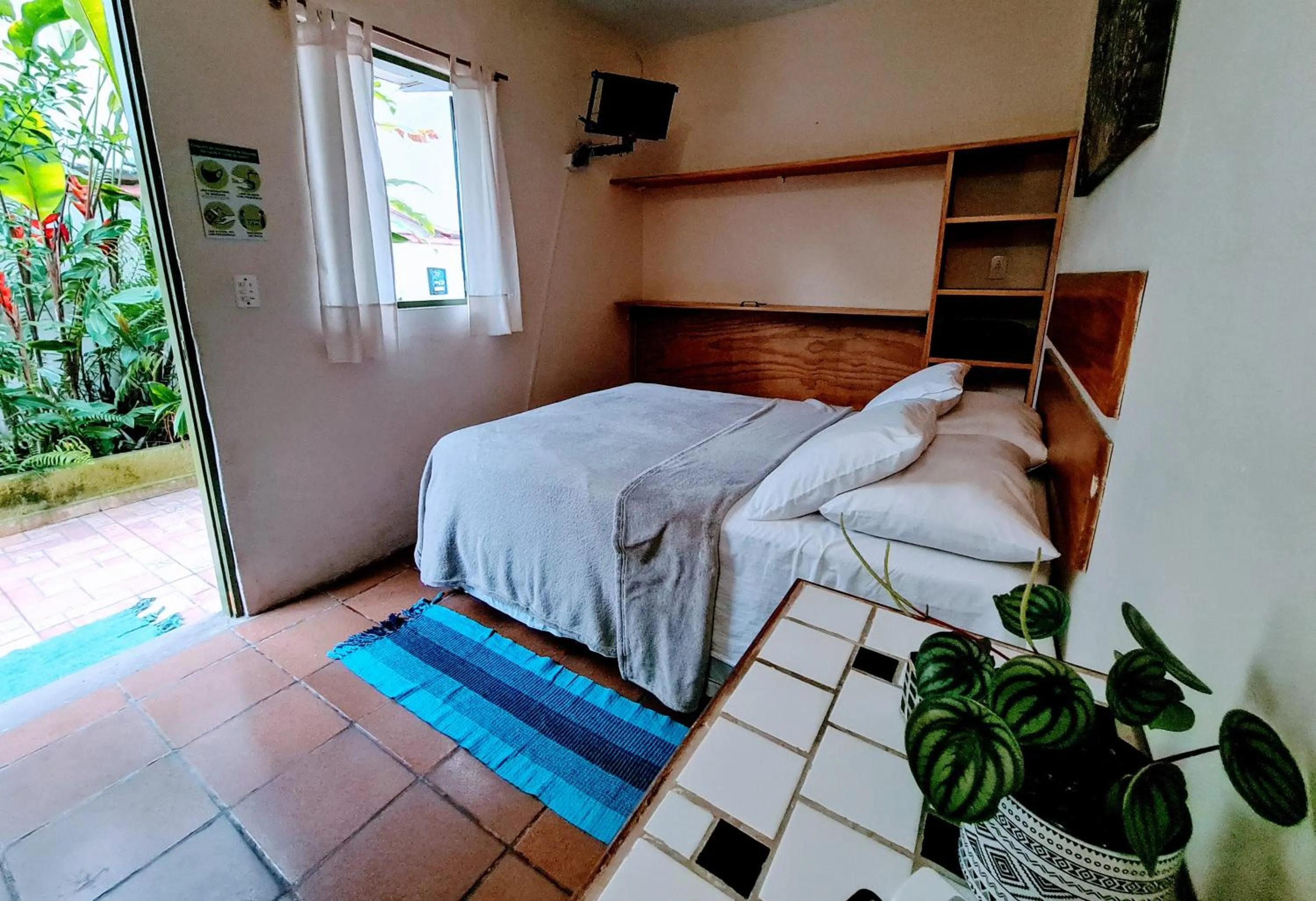 Photo of the whole room, Bed in Praia Suítes Itagua Ubatuba