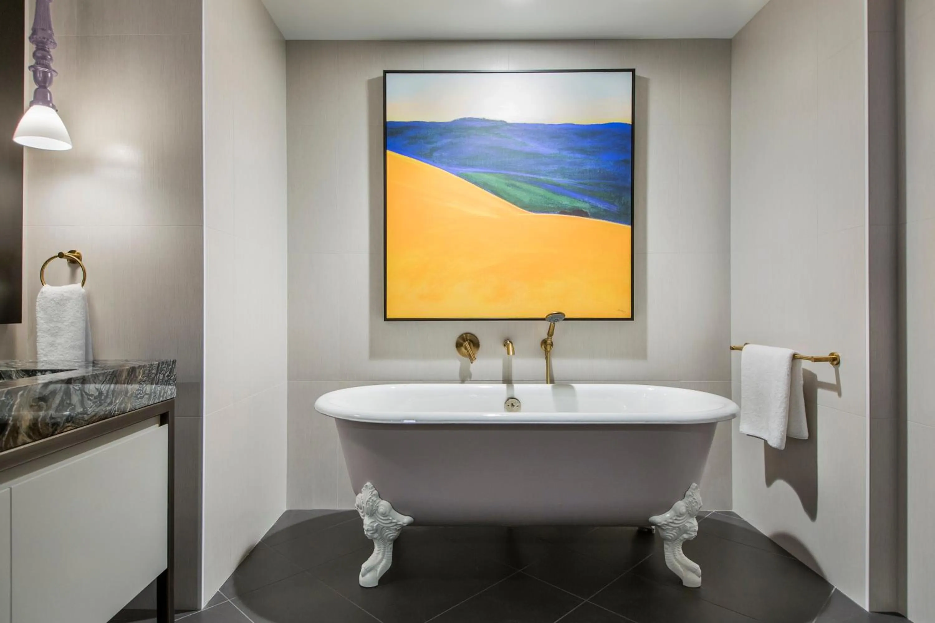 Photo of the whole room in Kimpton Gray Hotel Chicago by IHG