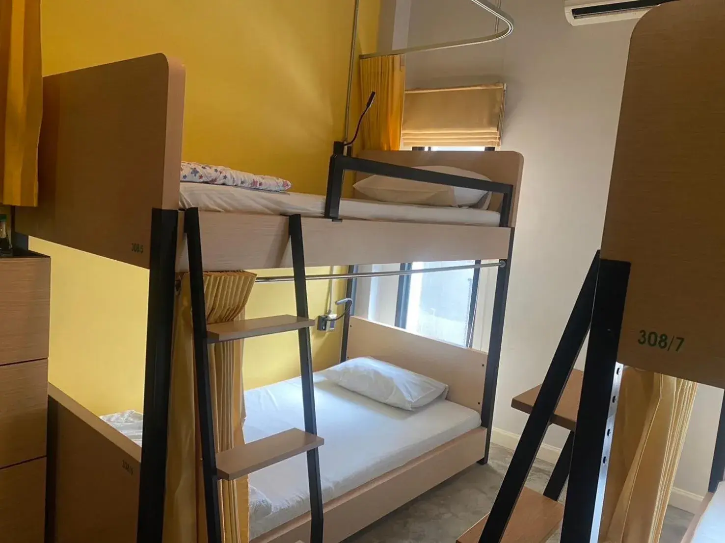 Bunk Bed in Mixed Dormitory Room in Bed@Town Hostel Bunk Bed in Mixed Dormitory Room in Bed@Town Hostel