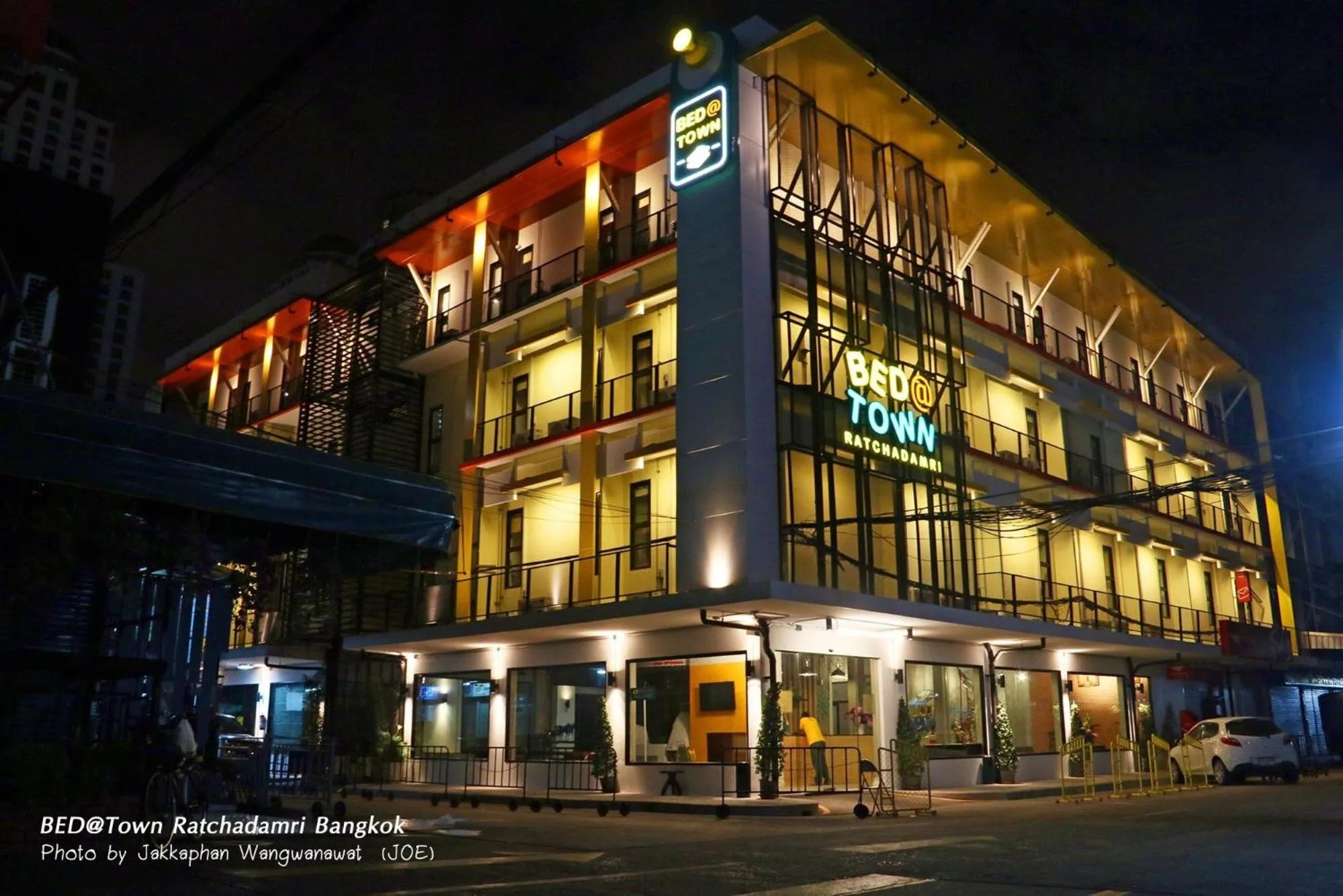 Facade/entrance in Bed@Town Hostel