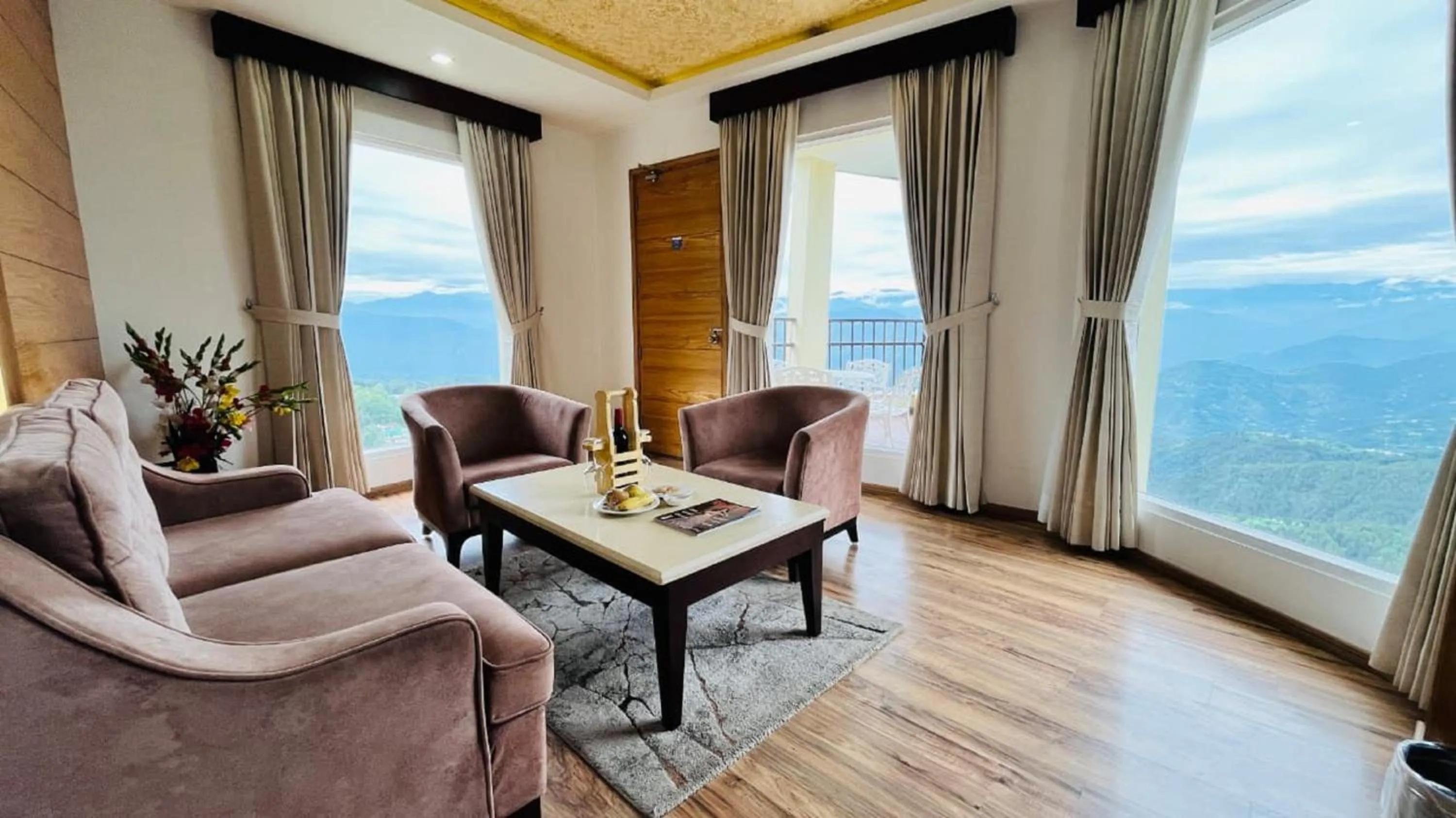 Bird's eye view in JK Clarks Exotica