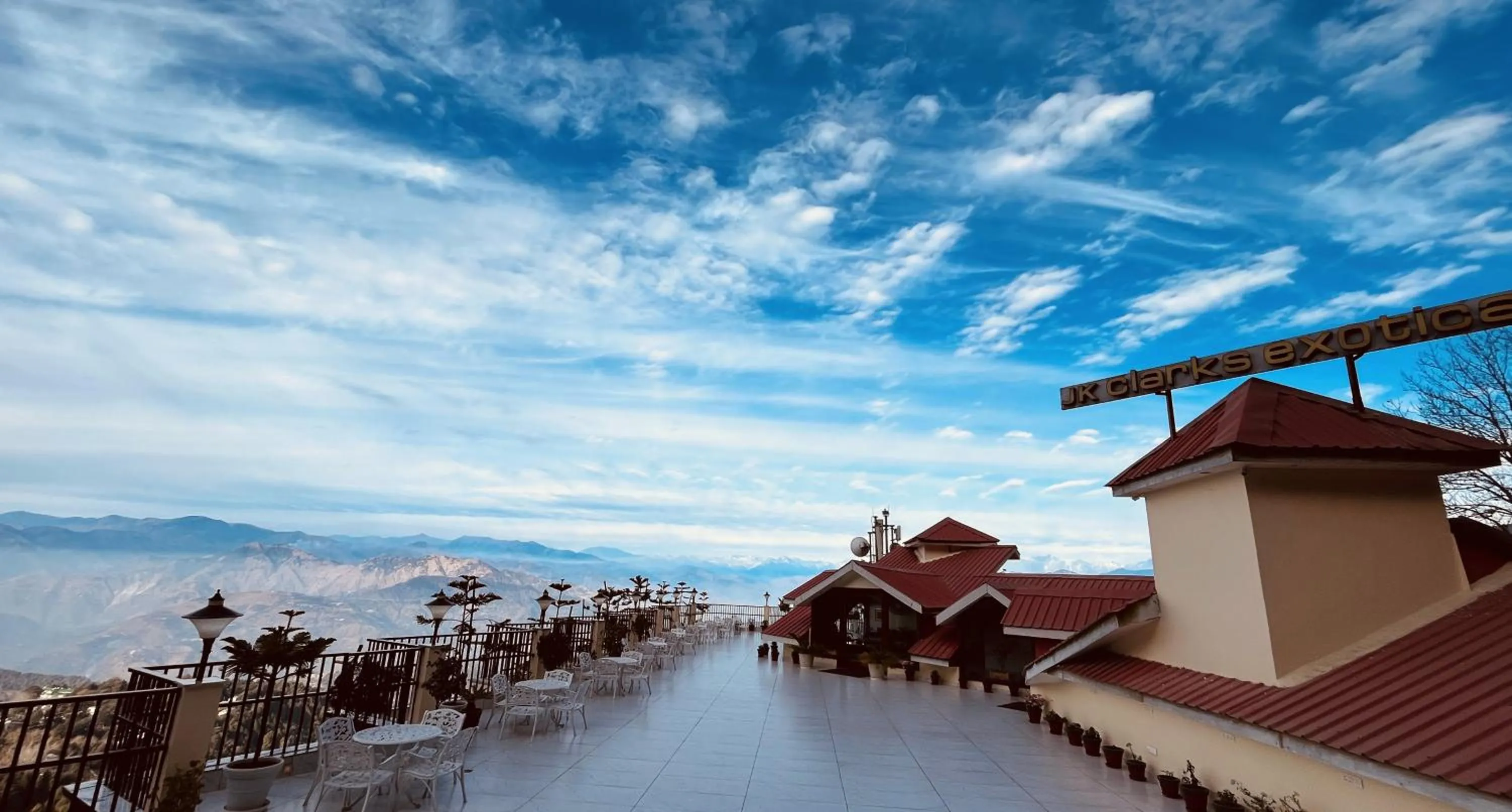 Restaurant/places to eat in JK Clarks Exotica