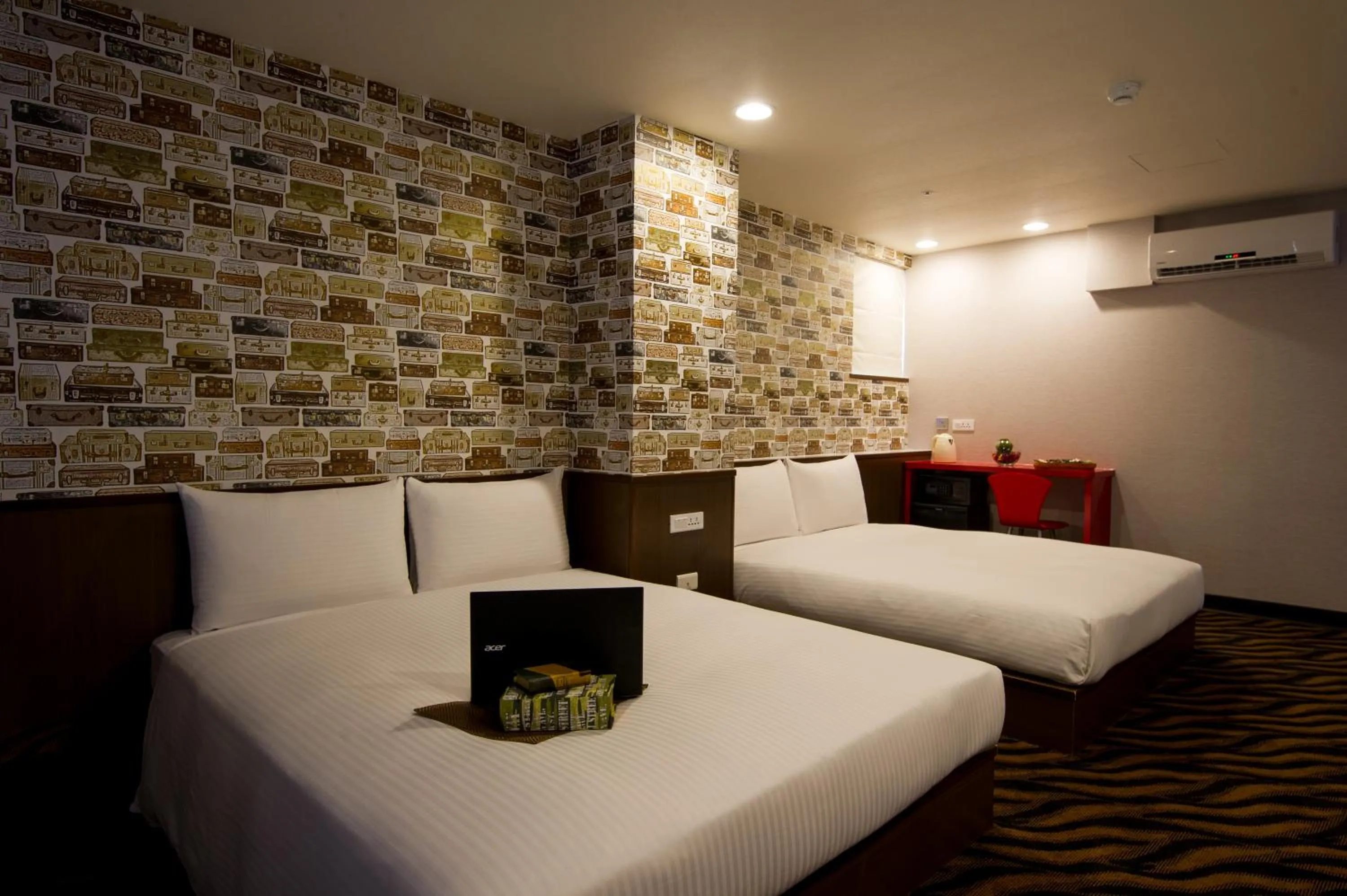 Bedroom, Bed in Hotel 6 - ZhongHua