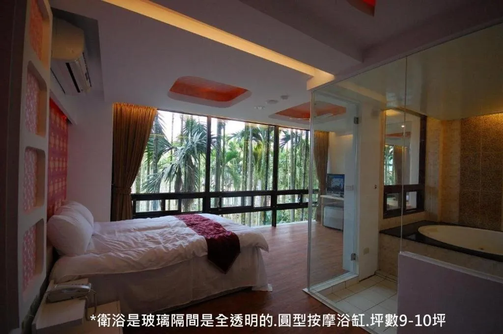 Photo of the whole room, Bed in Full House Homestay