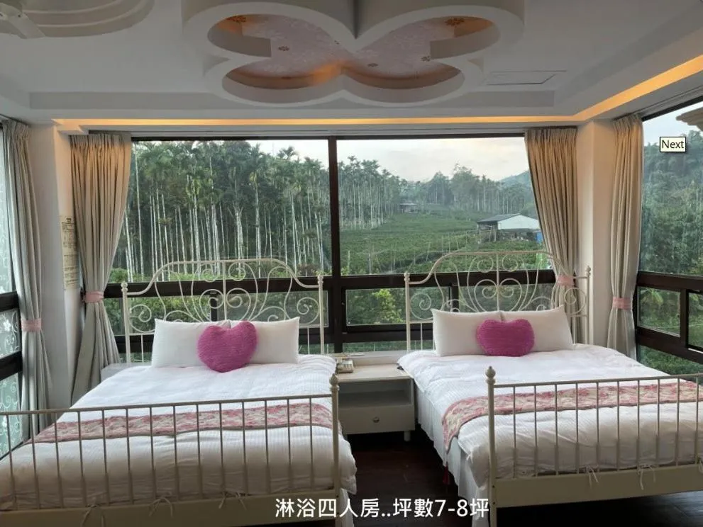 Shower, Bed in Full House Homestay