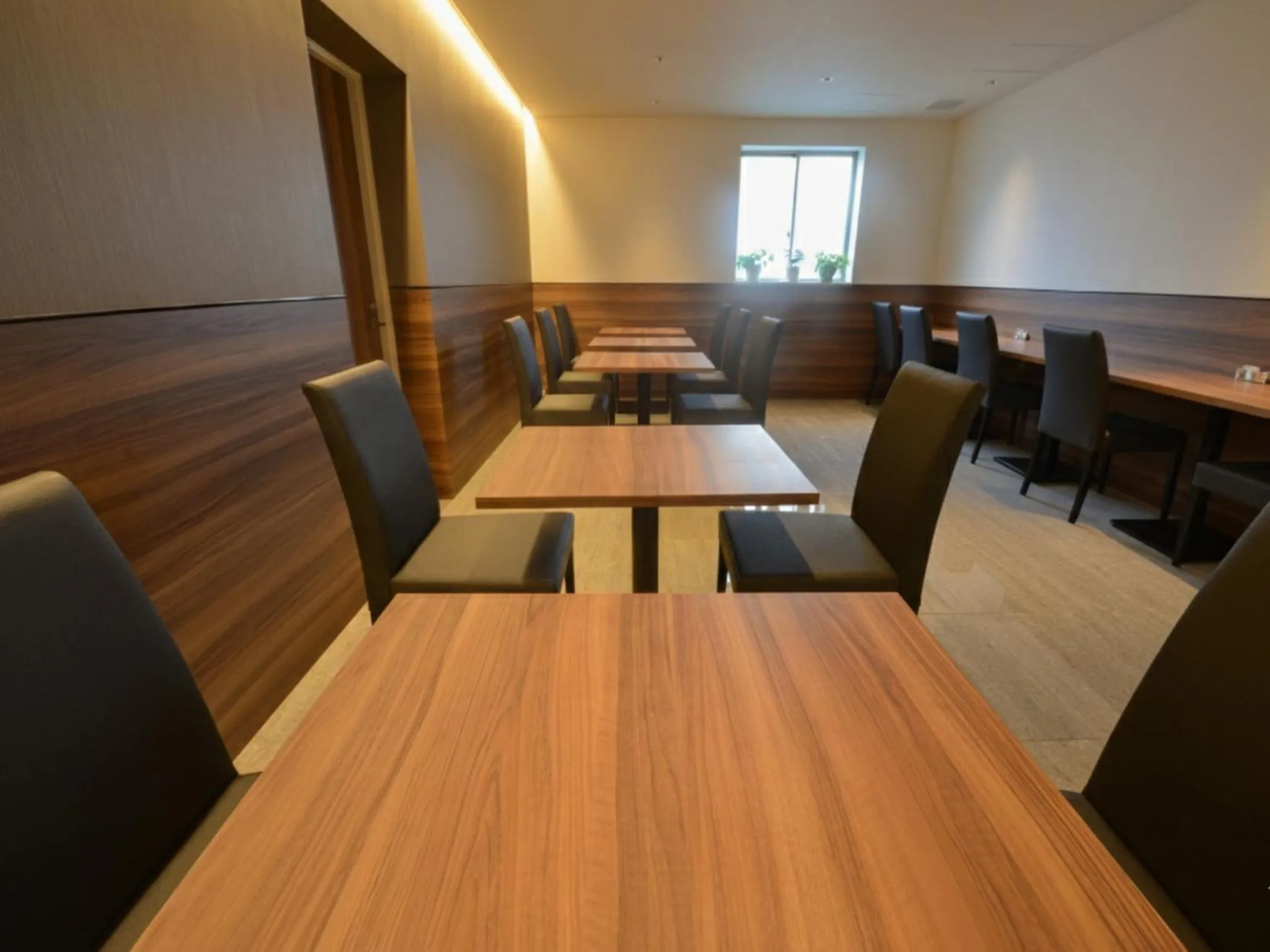 Restaurant/places to eat in Sakura Garden Hotel