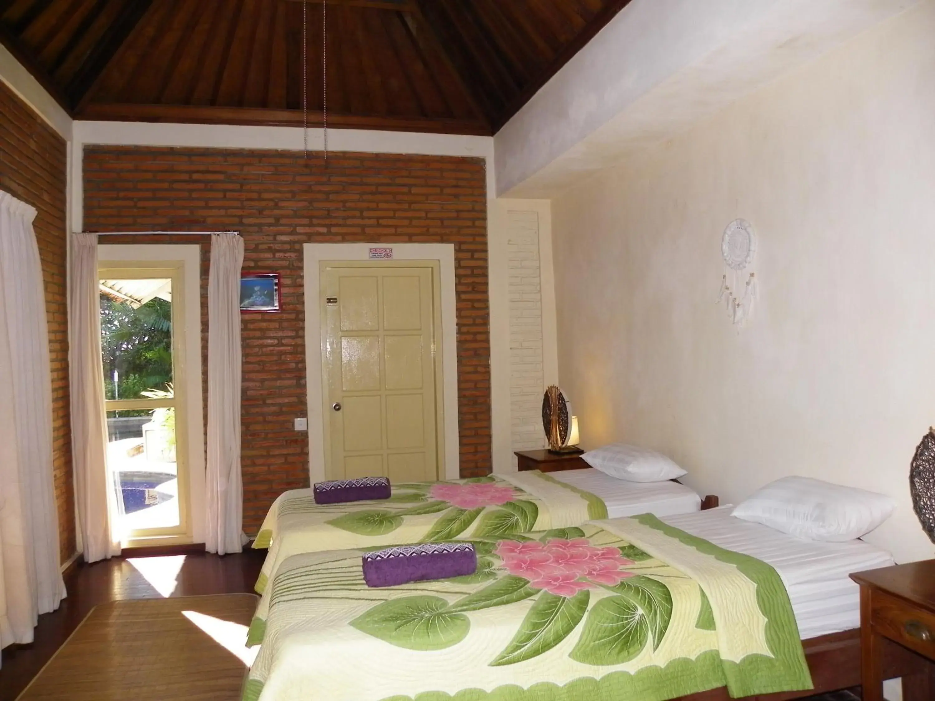 Bungalow with Sea View in Jukung Dive Resort Bali AMED Bungalow with Sea View in Jukung Dive Resort Bali AMED