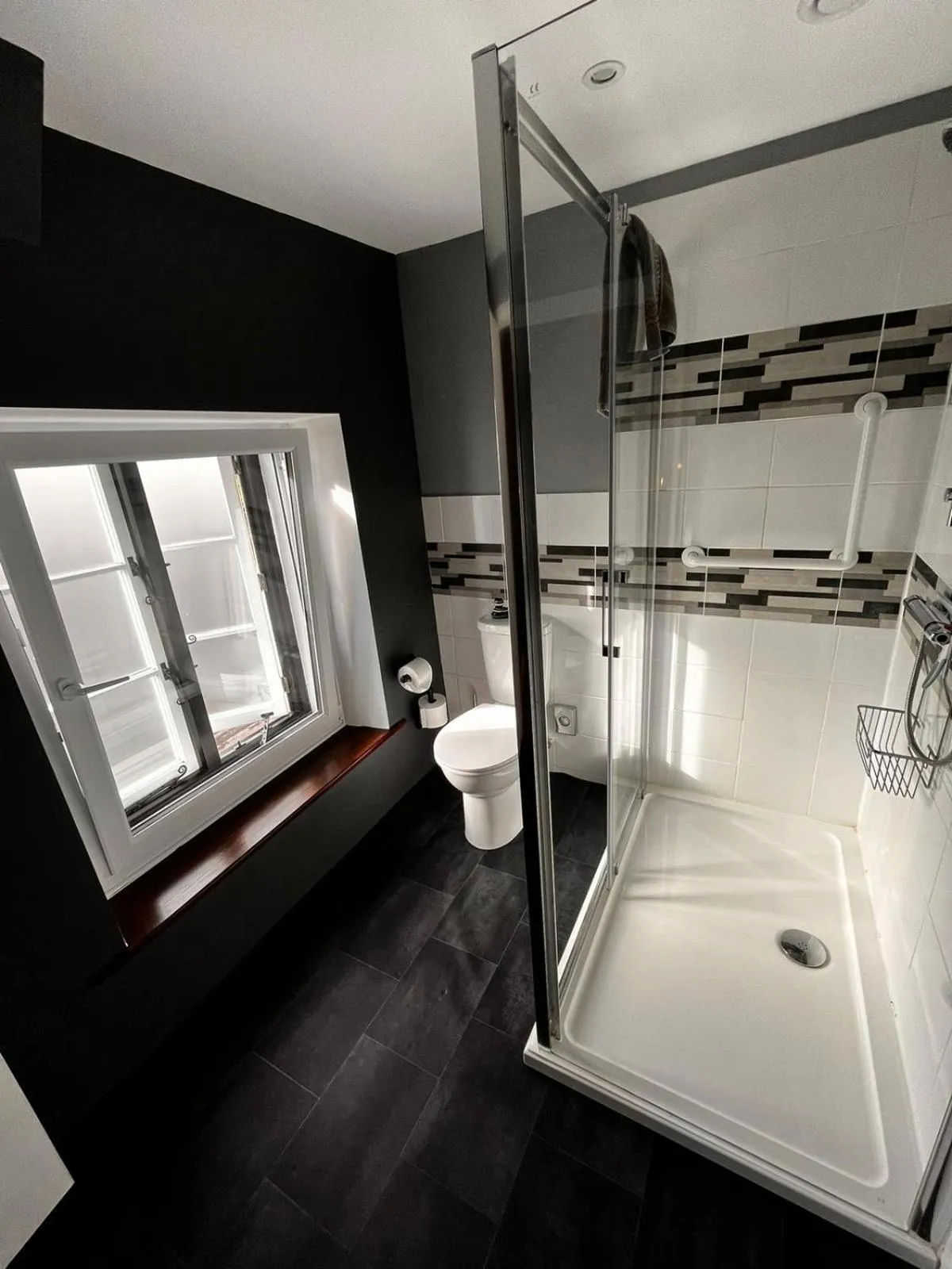 Shower in Old Manor House