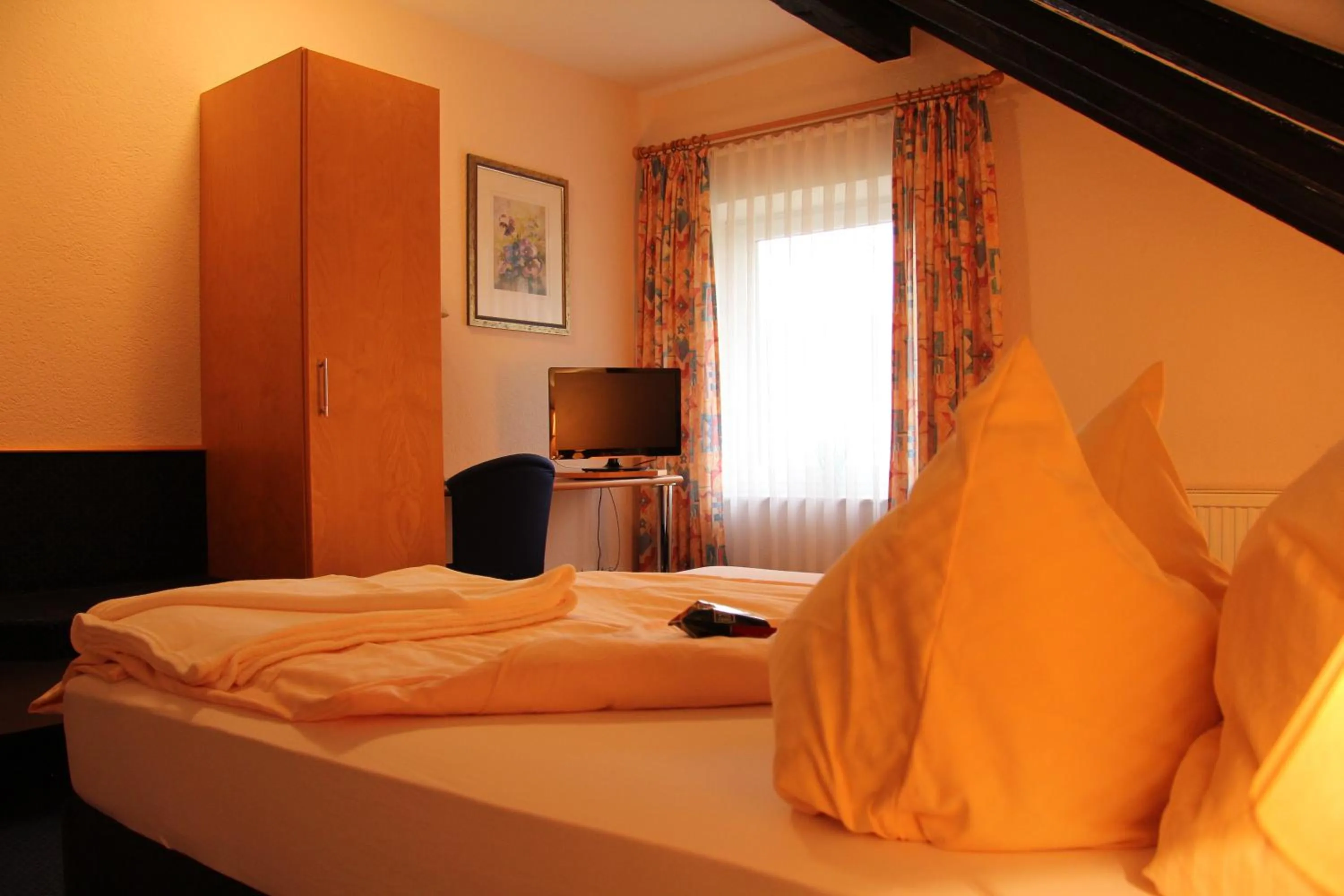 Photo of the whole room, Bed in Hotel Klinger