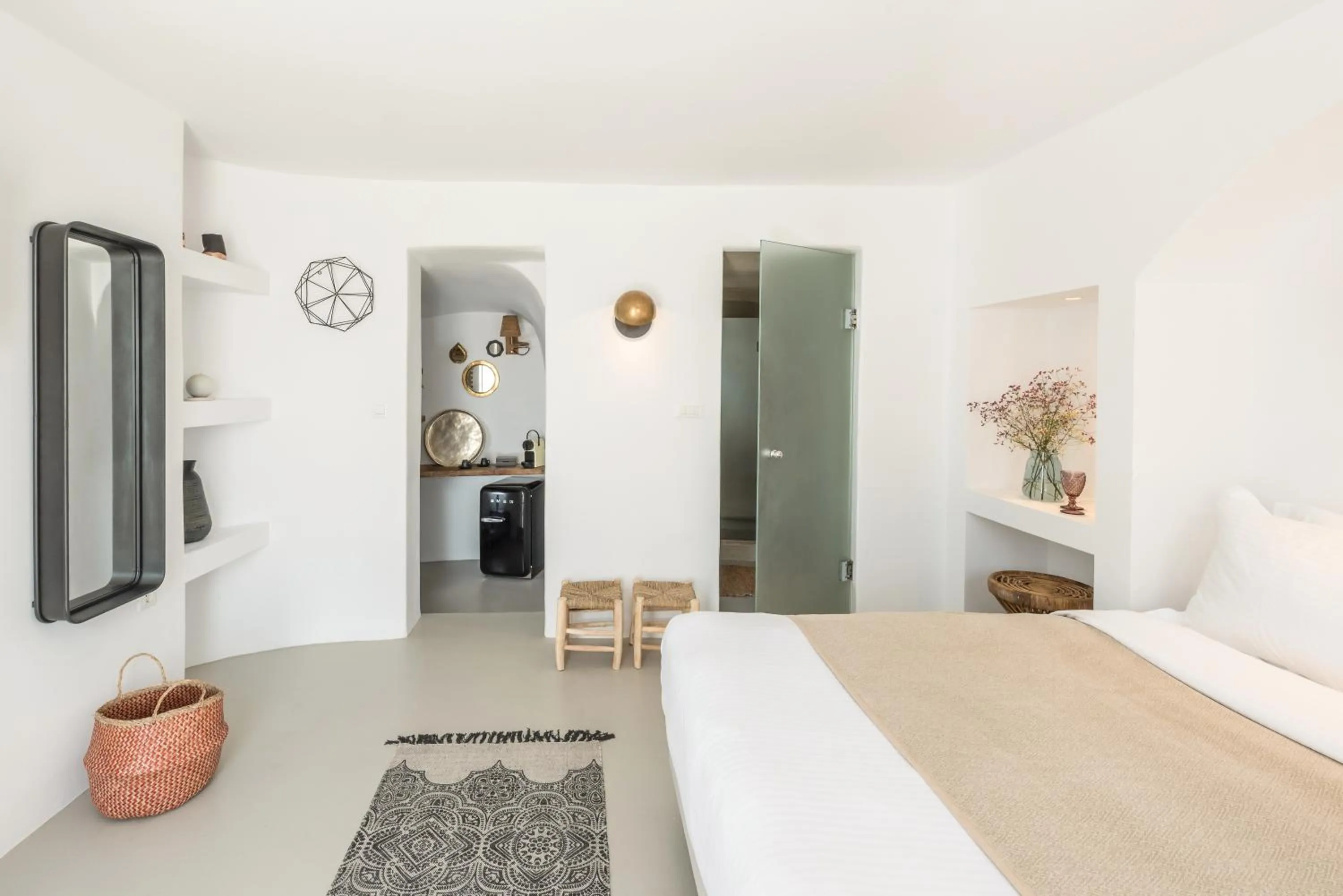 Coffee/tea facilities, Bed in Cocoon Suites