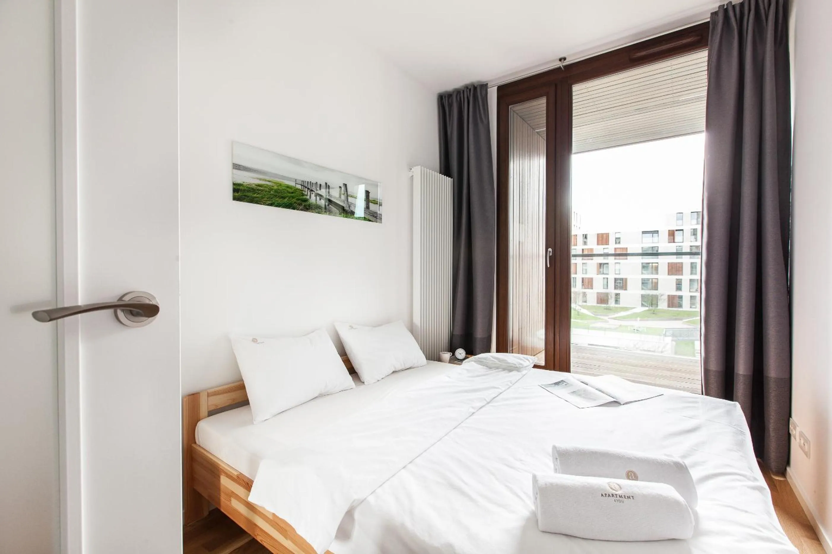 Patio, Bed in Warsaw Aparthotel