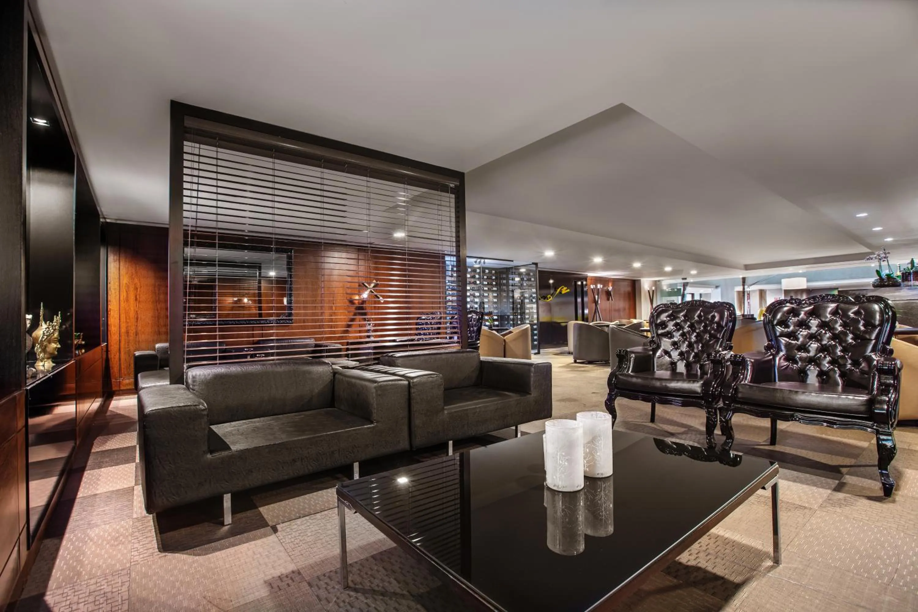 Communal lounge/ TV room in Meliá Brasil 21