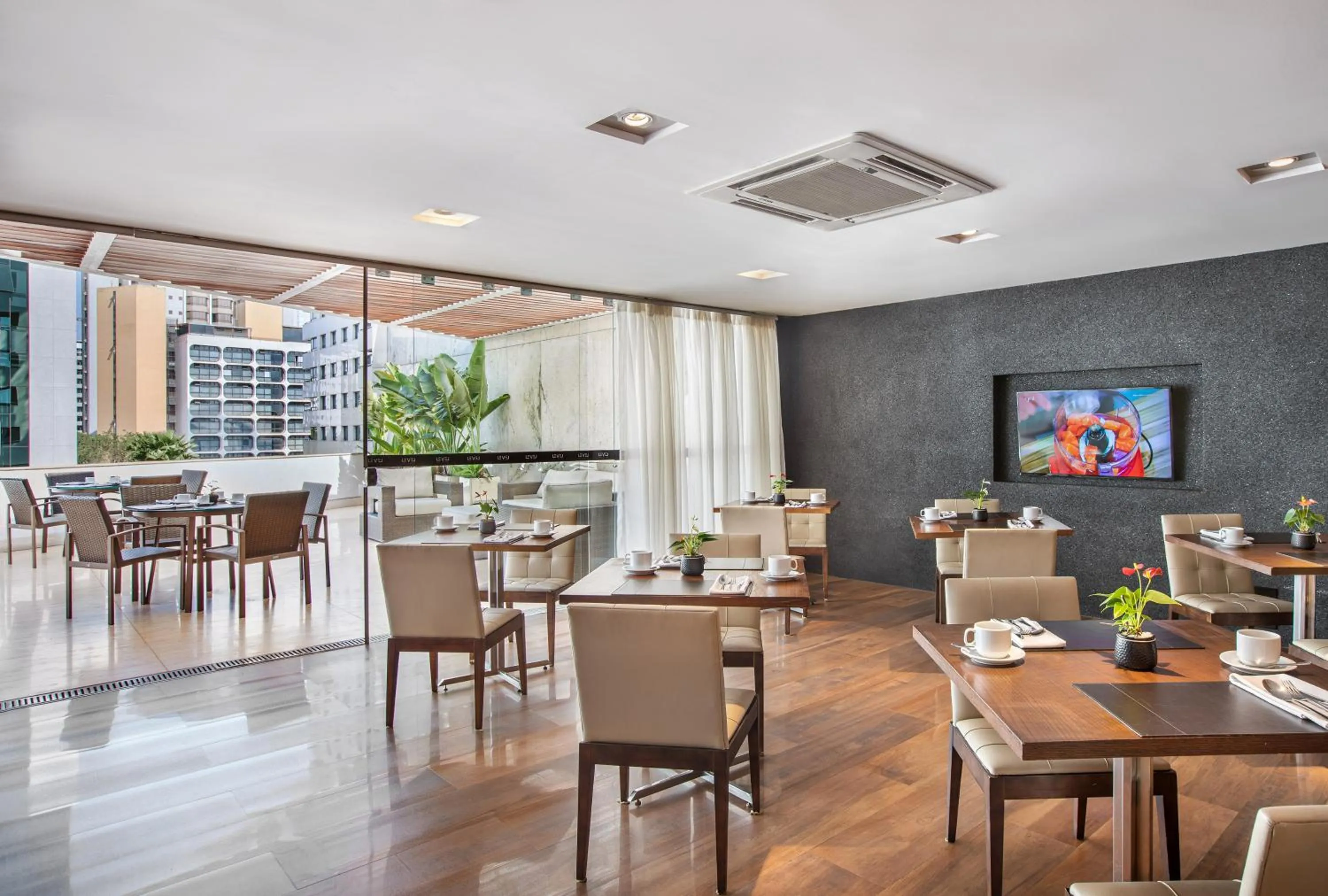 TV and multimedia in Meliá Brasil 21