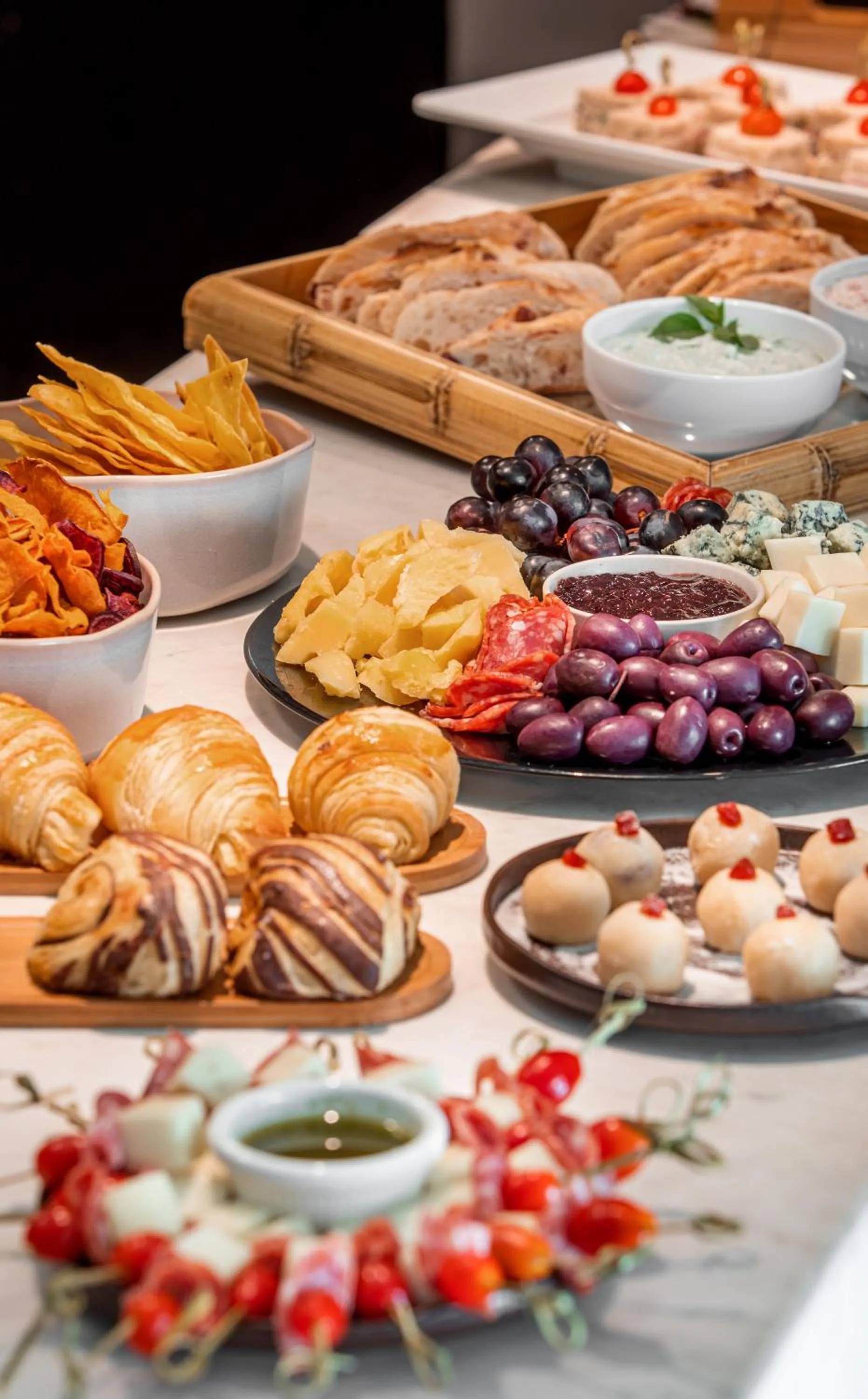 Lounge or bar in Meliá Brasil 21