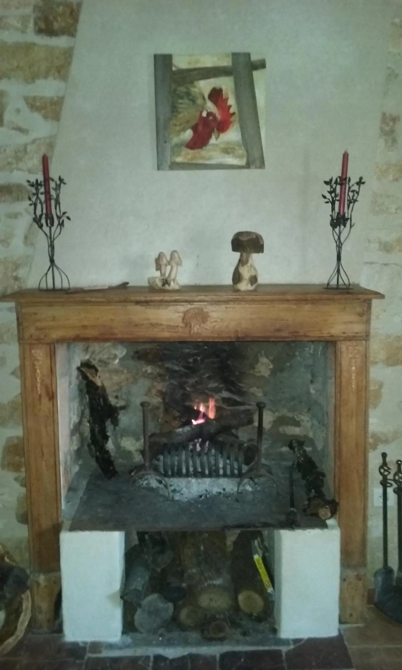 Decorative detail in Les Chambres d'Hôtes du Rouyre