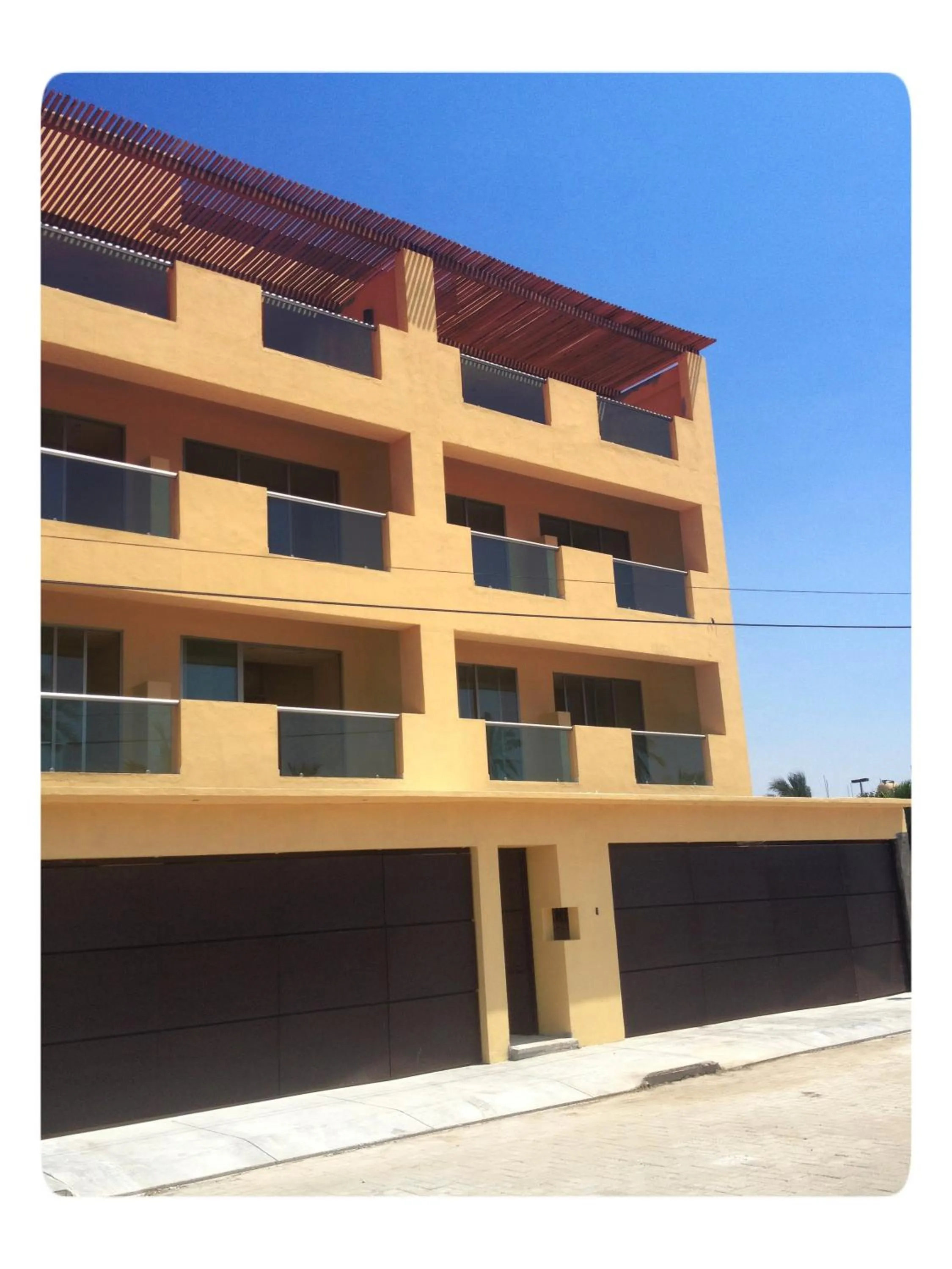 Property building in Andressa Mia Apartments