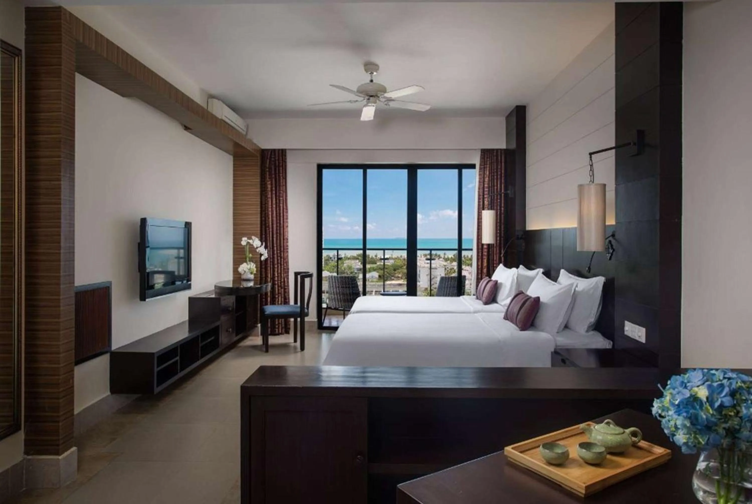 Bed in Ramada Plaza by Wyndham Sanya Bay
