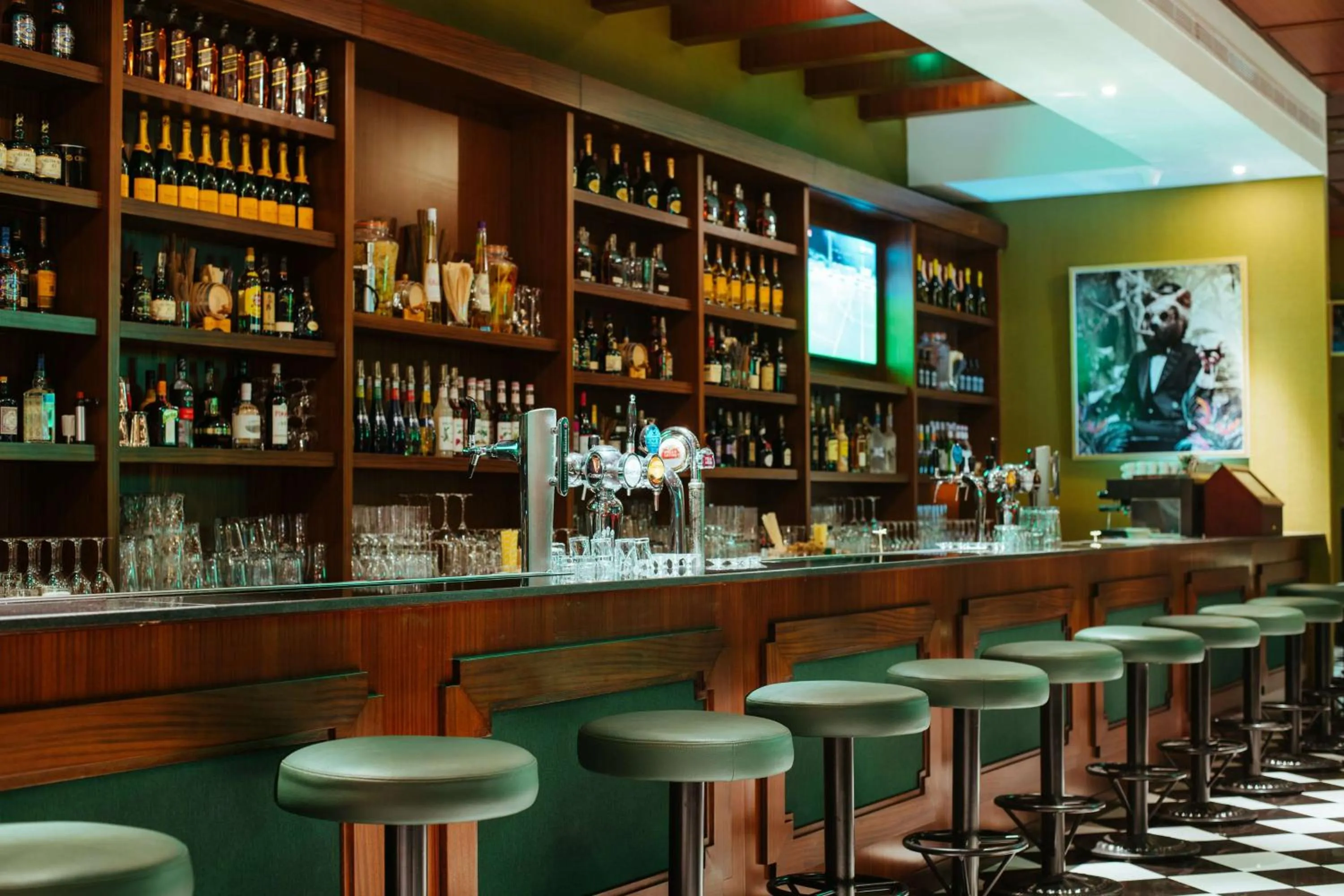 Restaurant/places to eat in Hilton Dubai Al Habtoor City