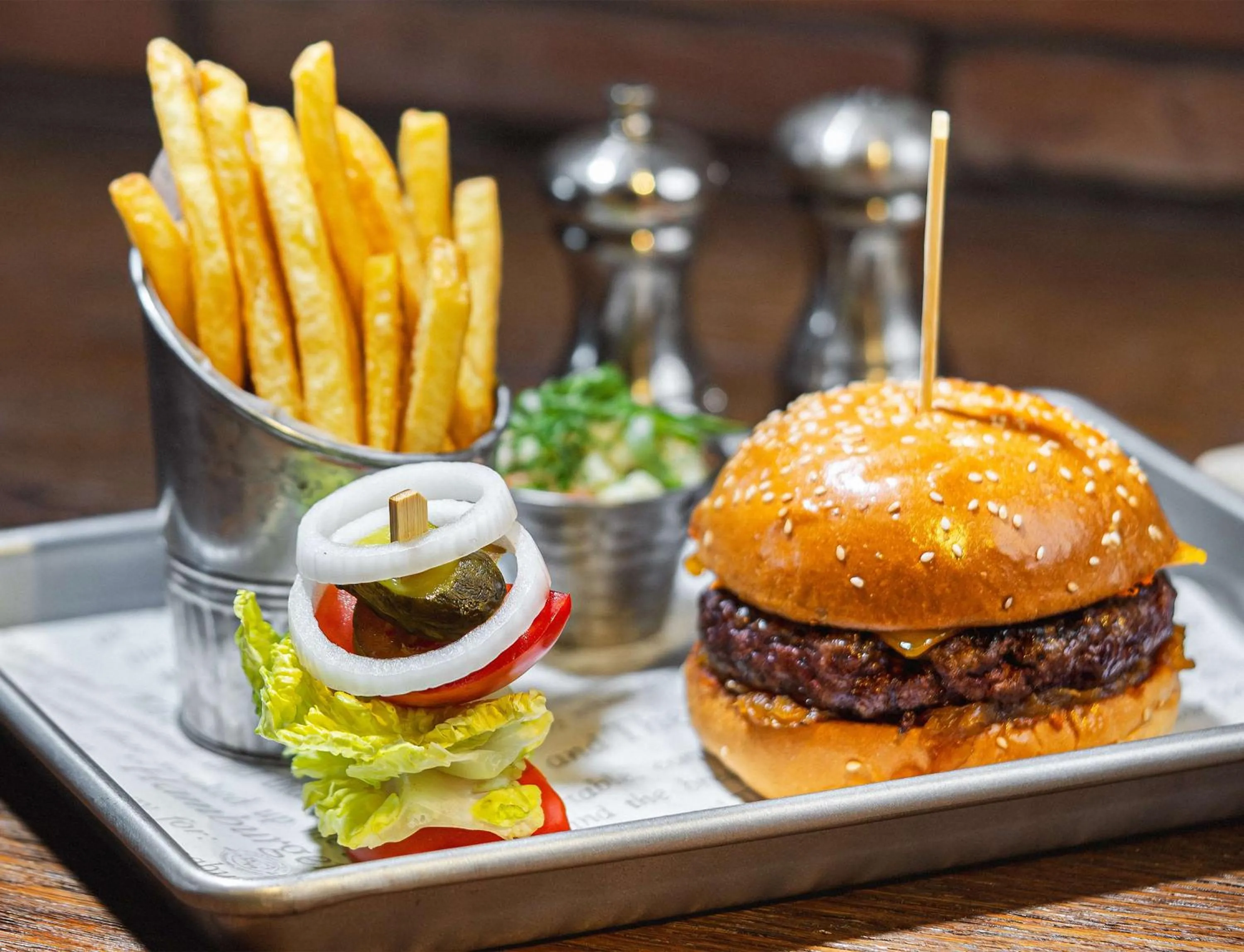 Restaurant/places to eat in Hilton Dubai Al Habtoor City