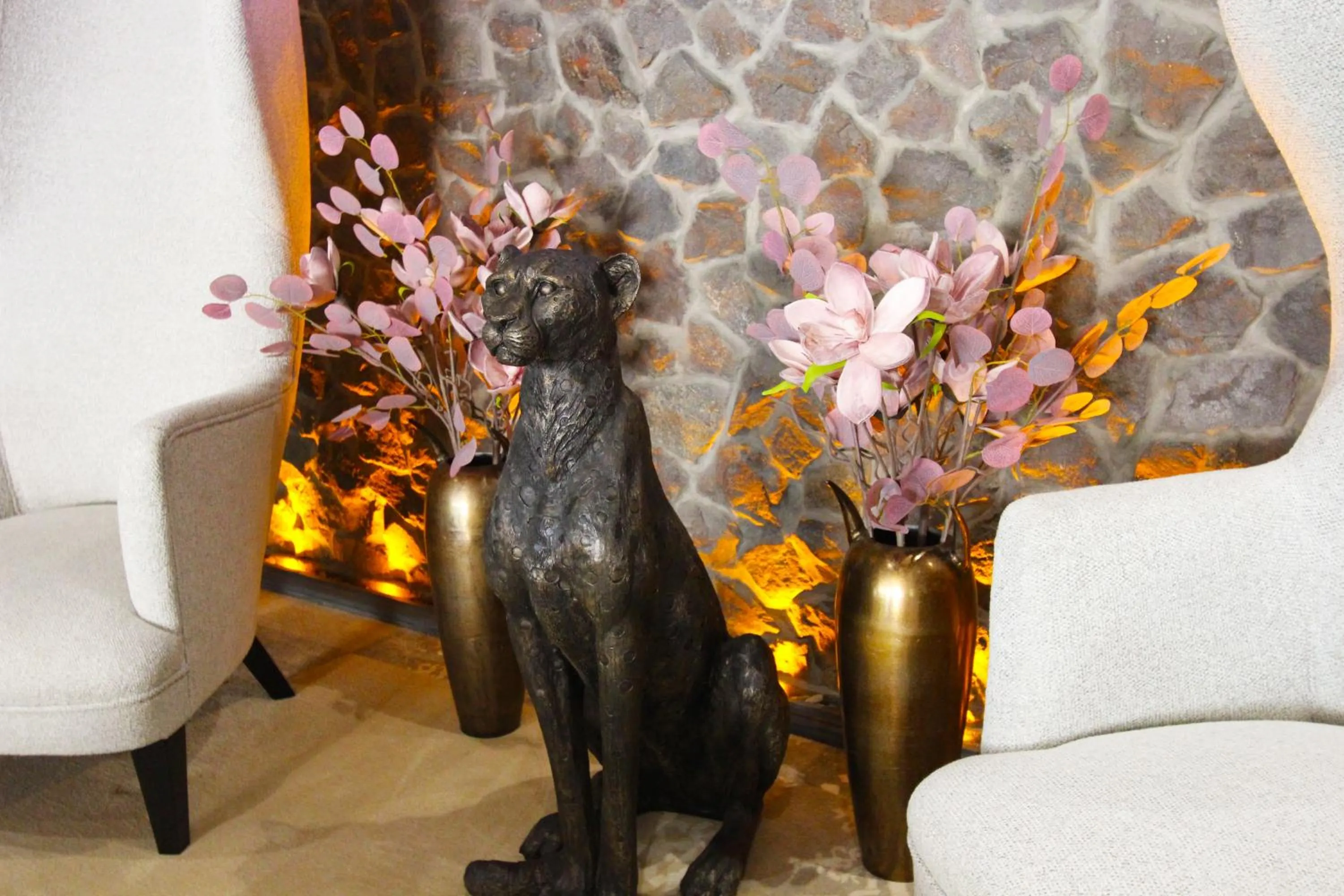 Lobby or reception in Funda Hotel