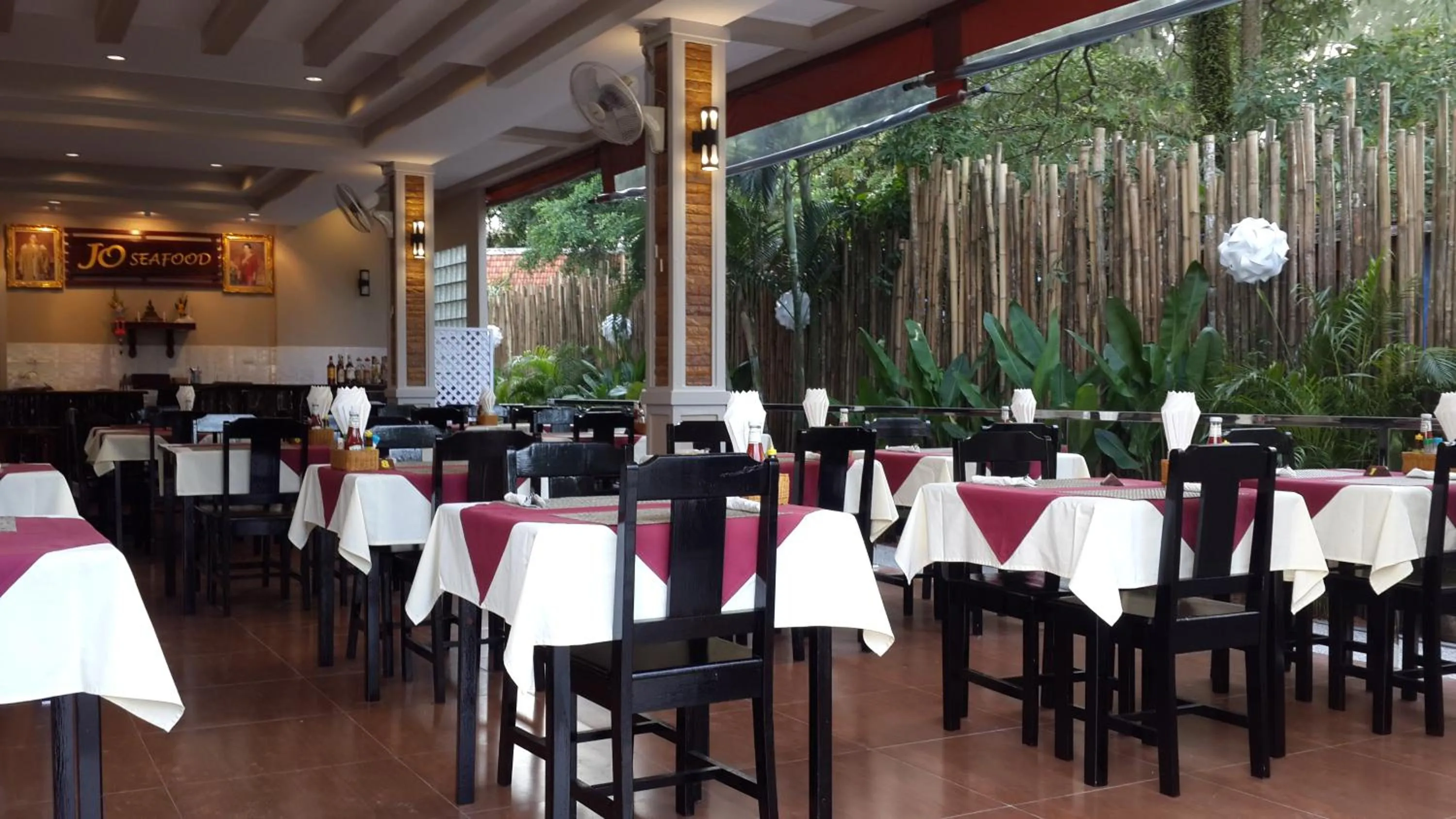 Restaurant/places to eat in MJ Boutique Hotel Khao Lak