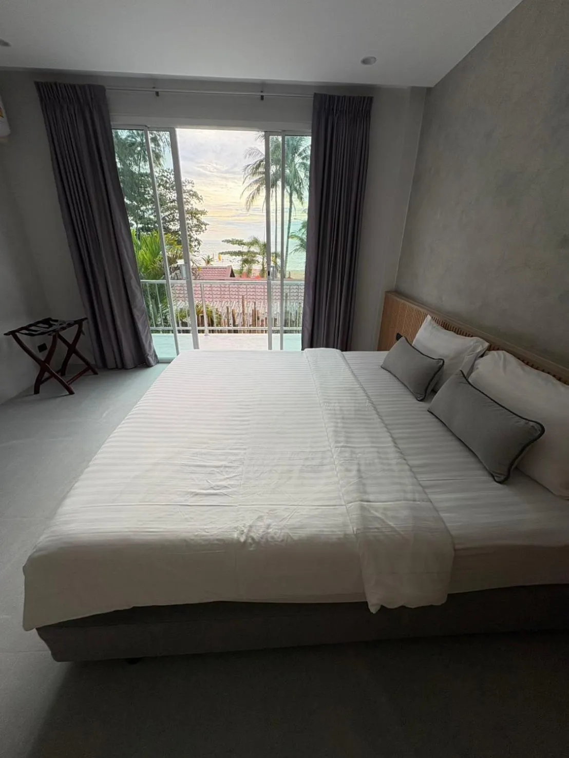 Bed in MJ Boutique Hotel Khao Lak