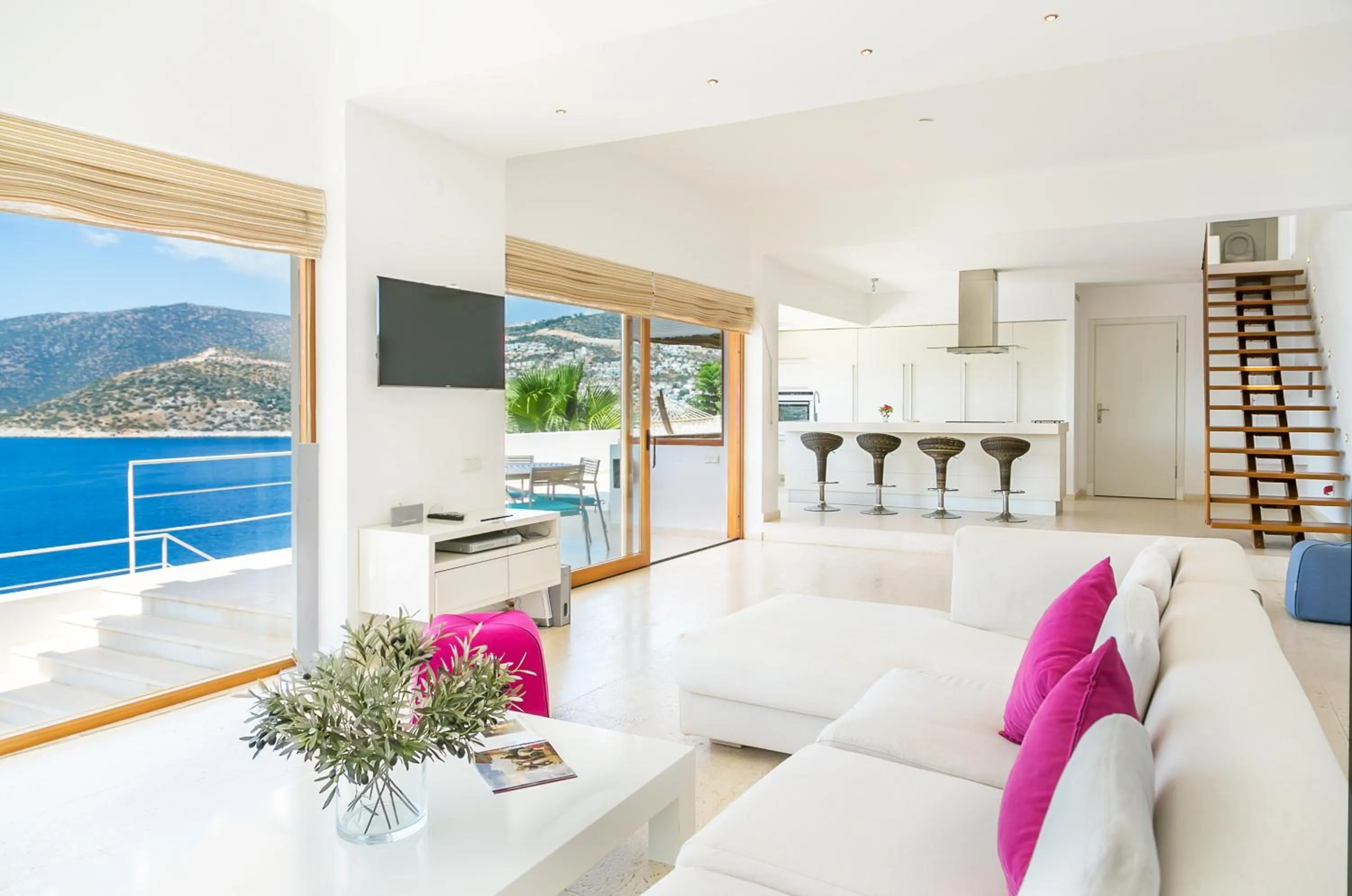 Day in Hotel Villa Mahal