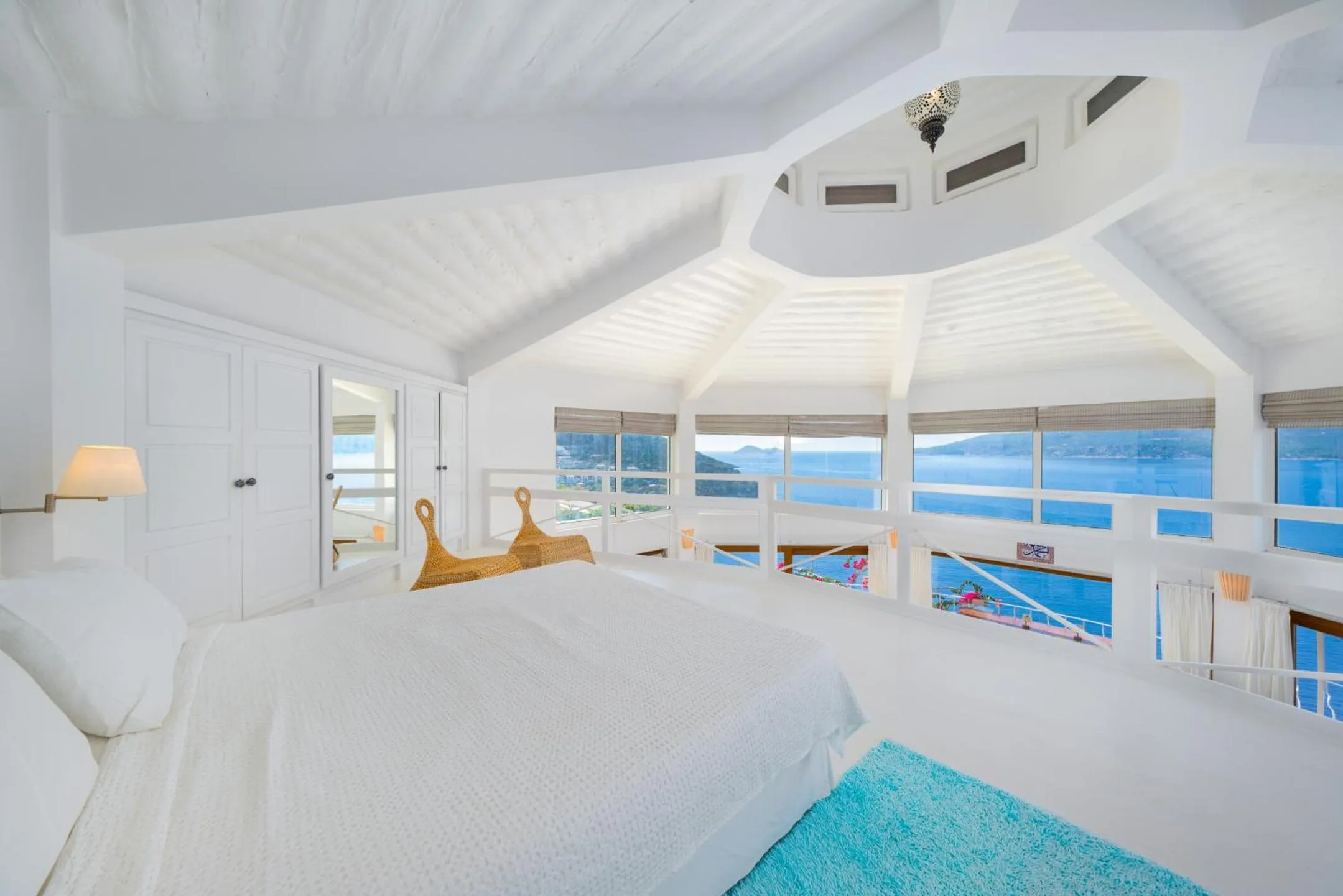 Bed in Hotel Villa Mahal