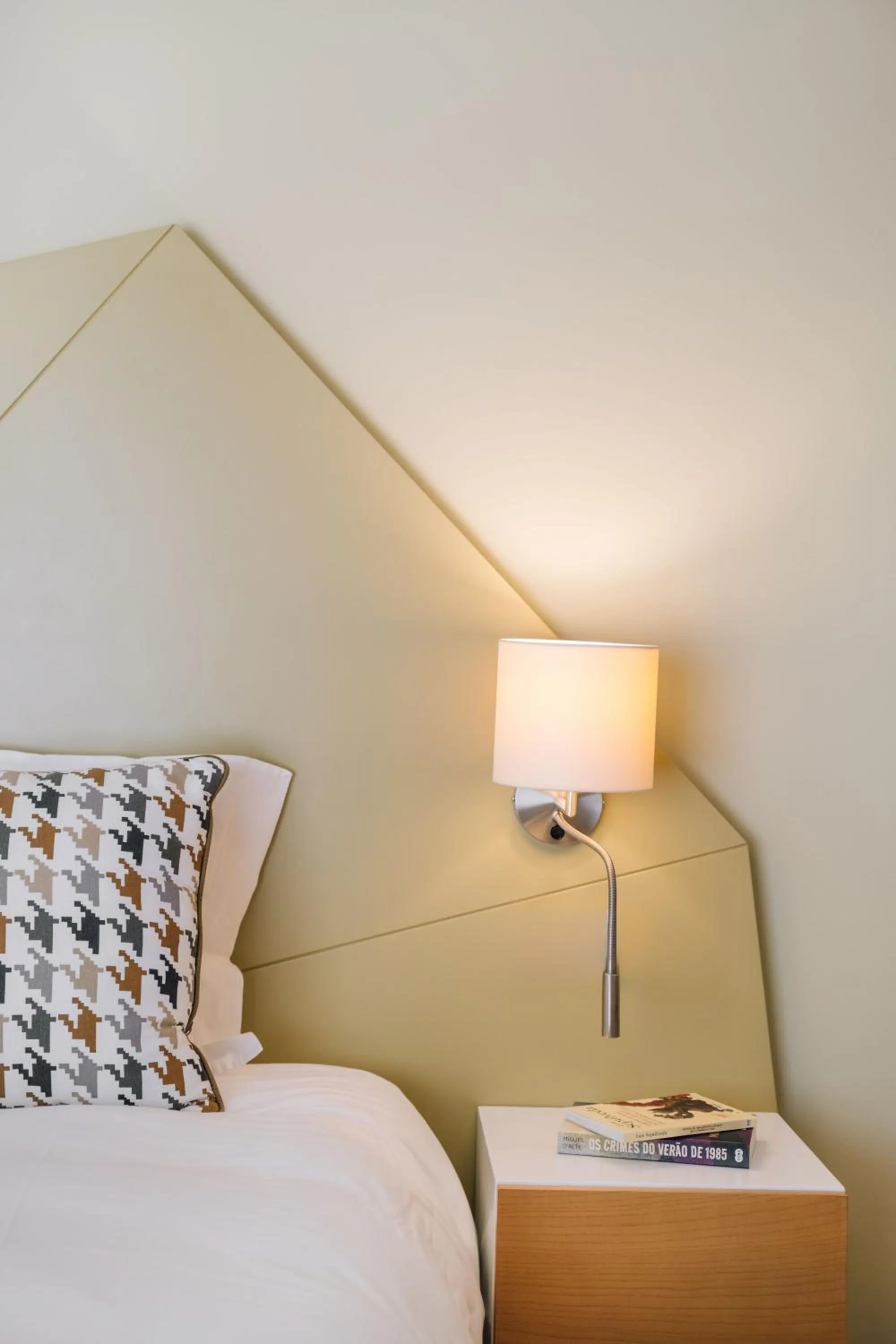 Bed in Alva Valley Hotel