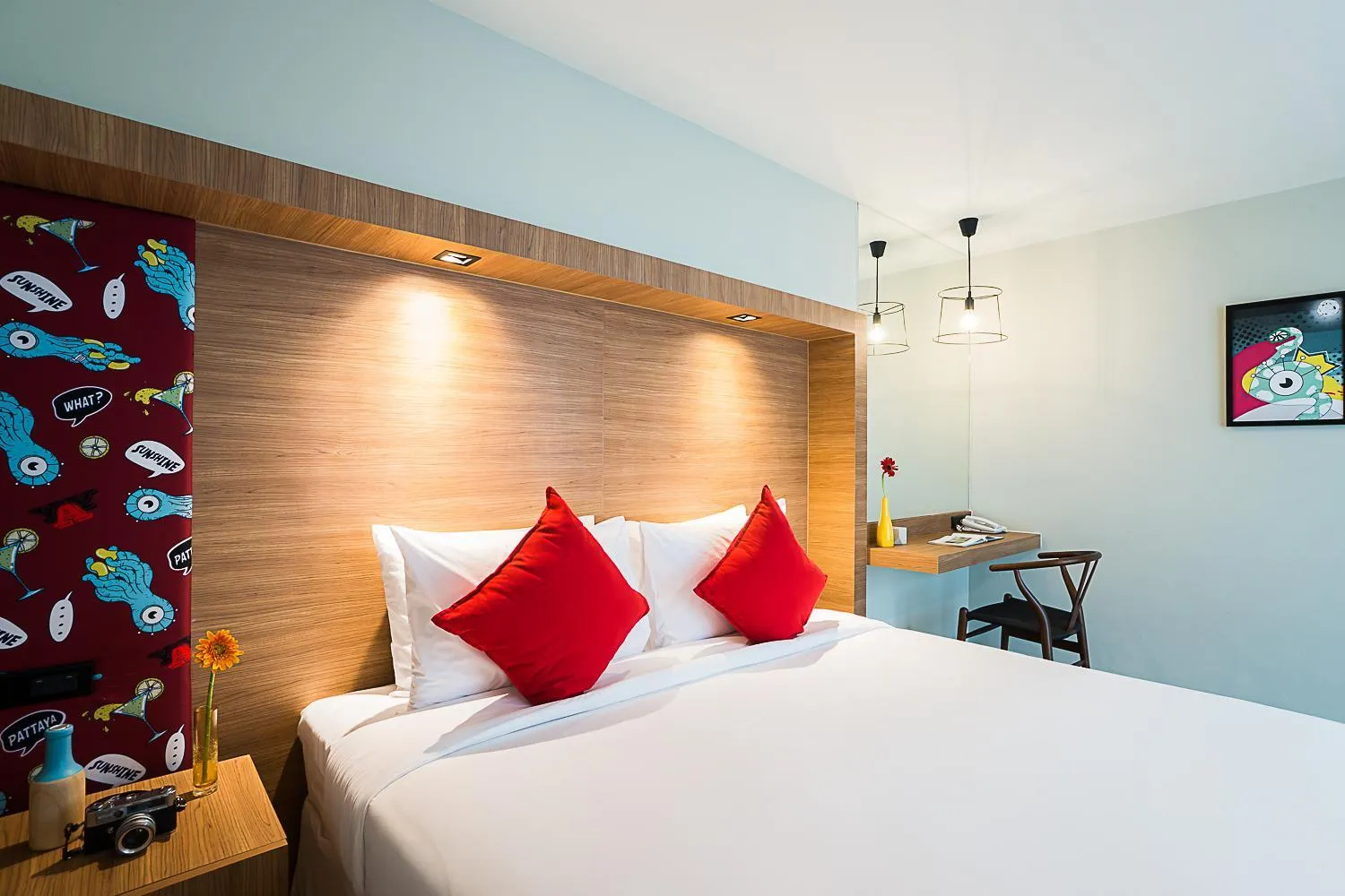 Bed in Sunshine Hip Hotel