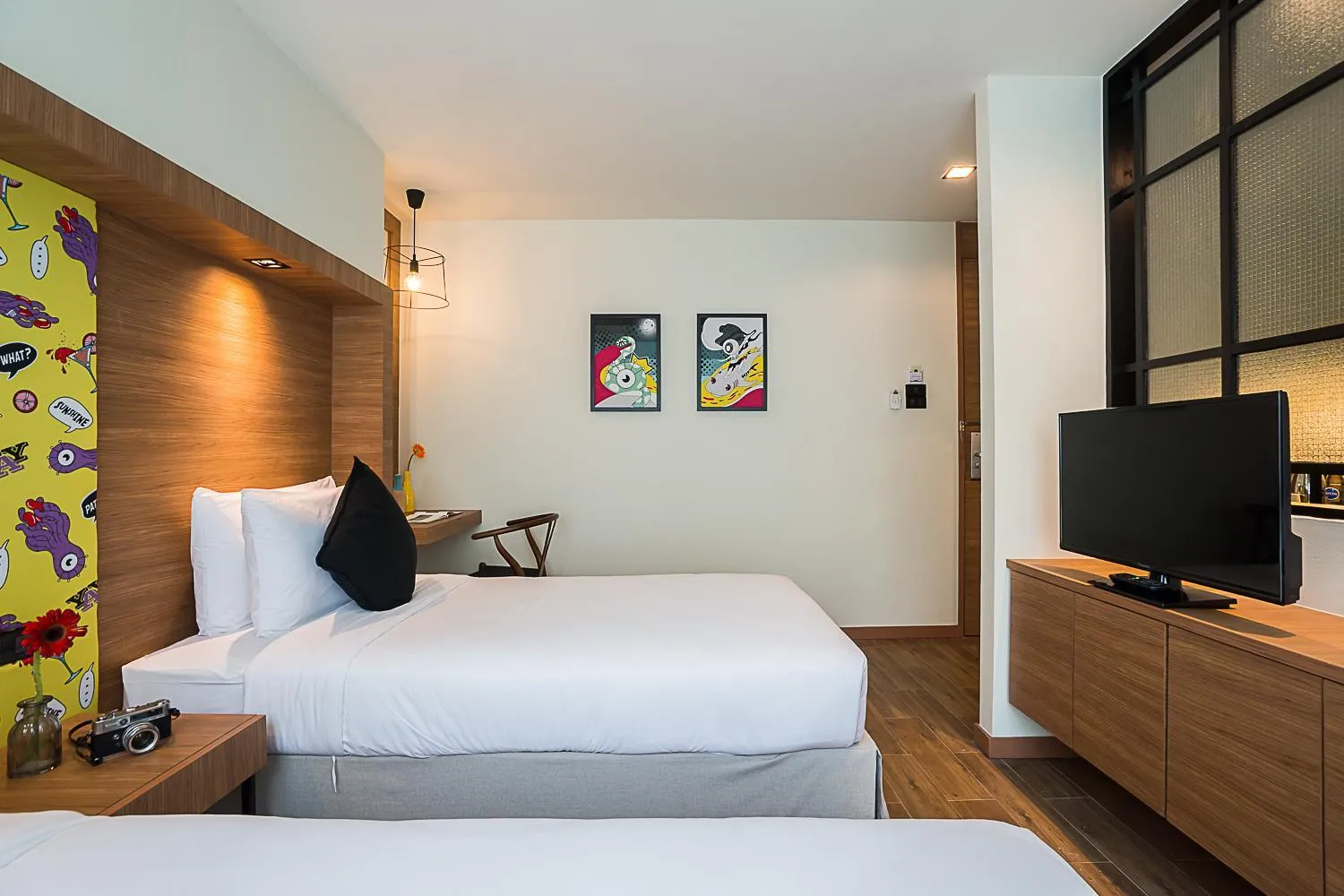 Bed in Sunshine Hip Hotel