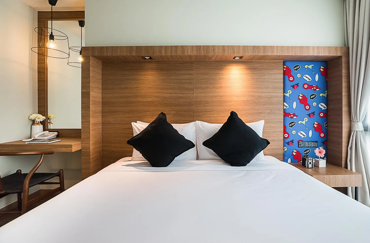 Bed in Sunshine Hip Hotel