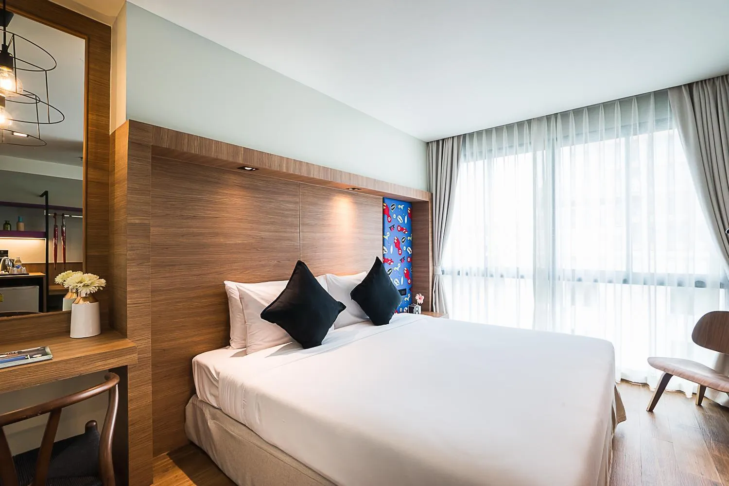 Photo of the whole room, Bed in Sunshine Hip Hotel