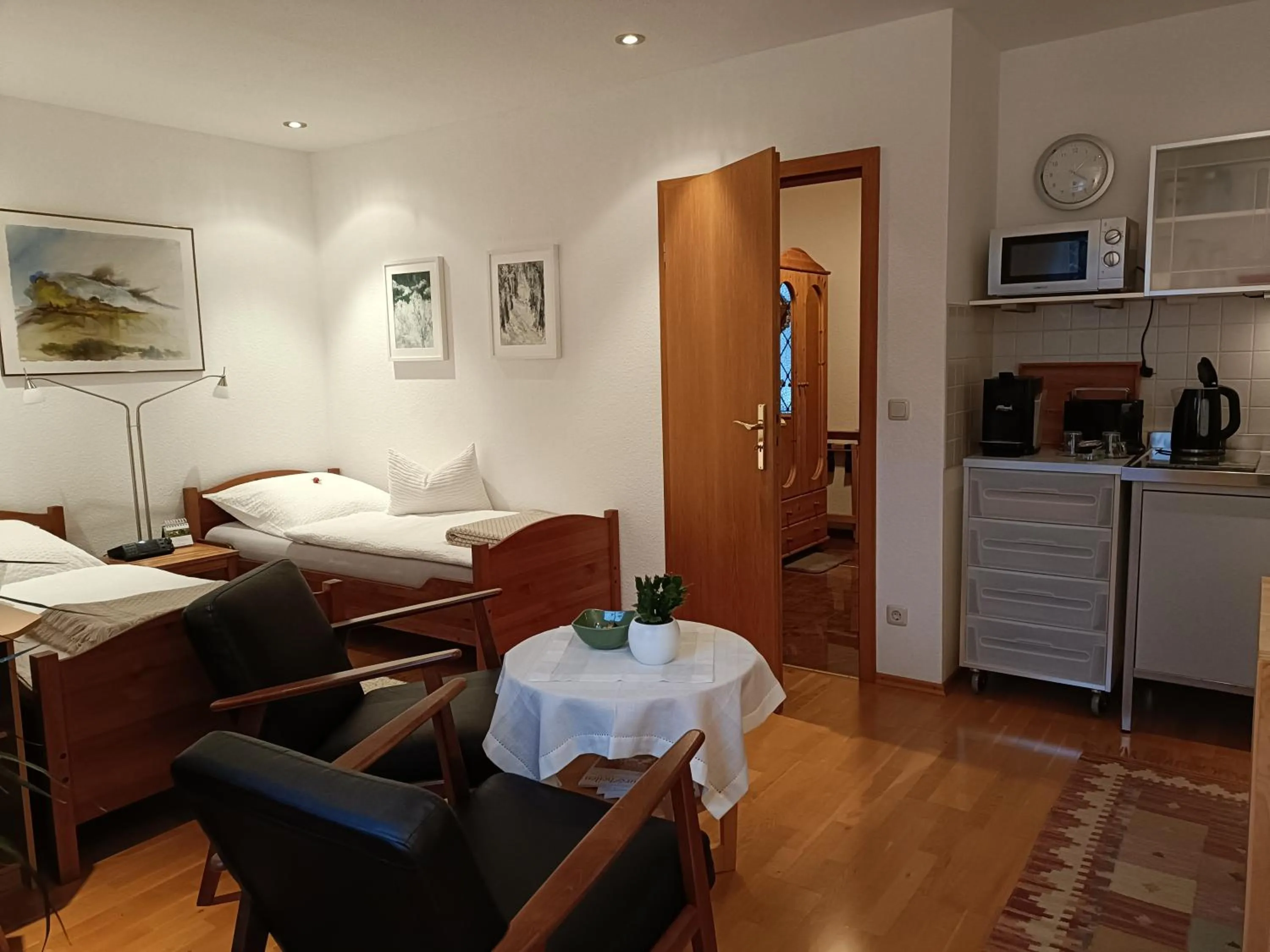 Photo of the whole room, Bed in Apartment HAUS MERLIN am Böckelsberg
