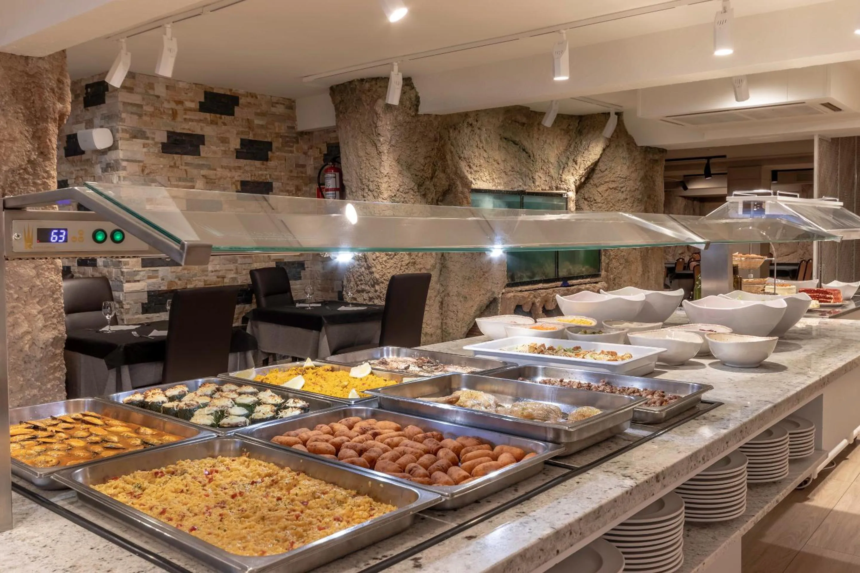 Restaurant/places to eat in Hotel Gala