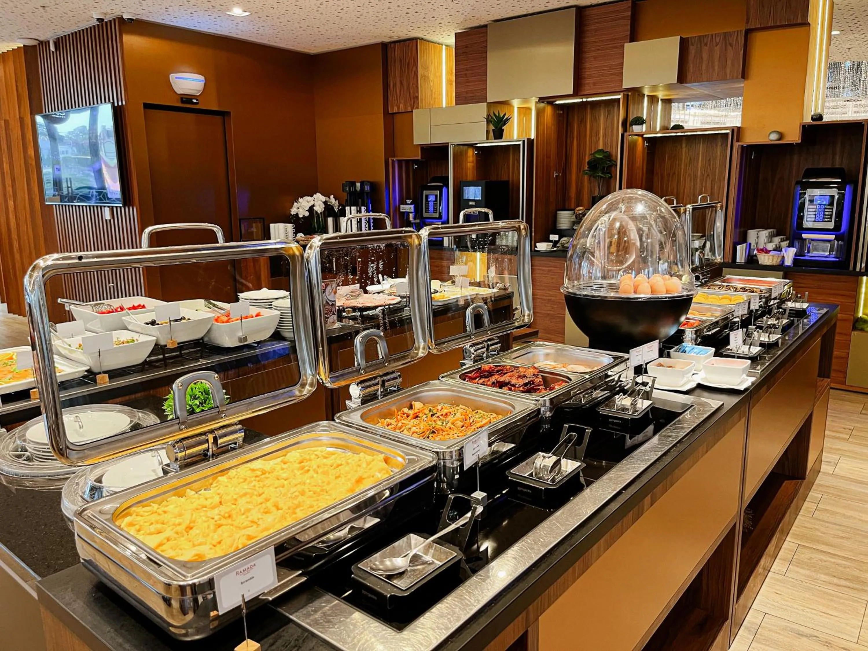 Breakfast in Ramada Plaza Craiova