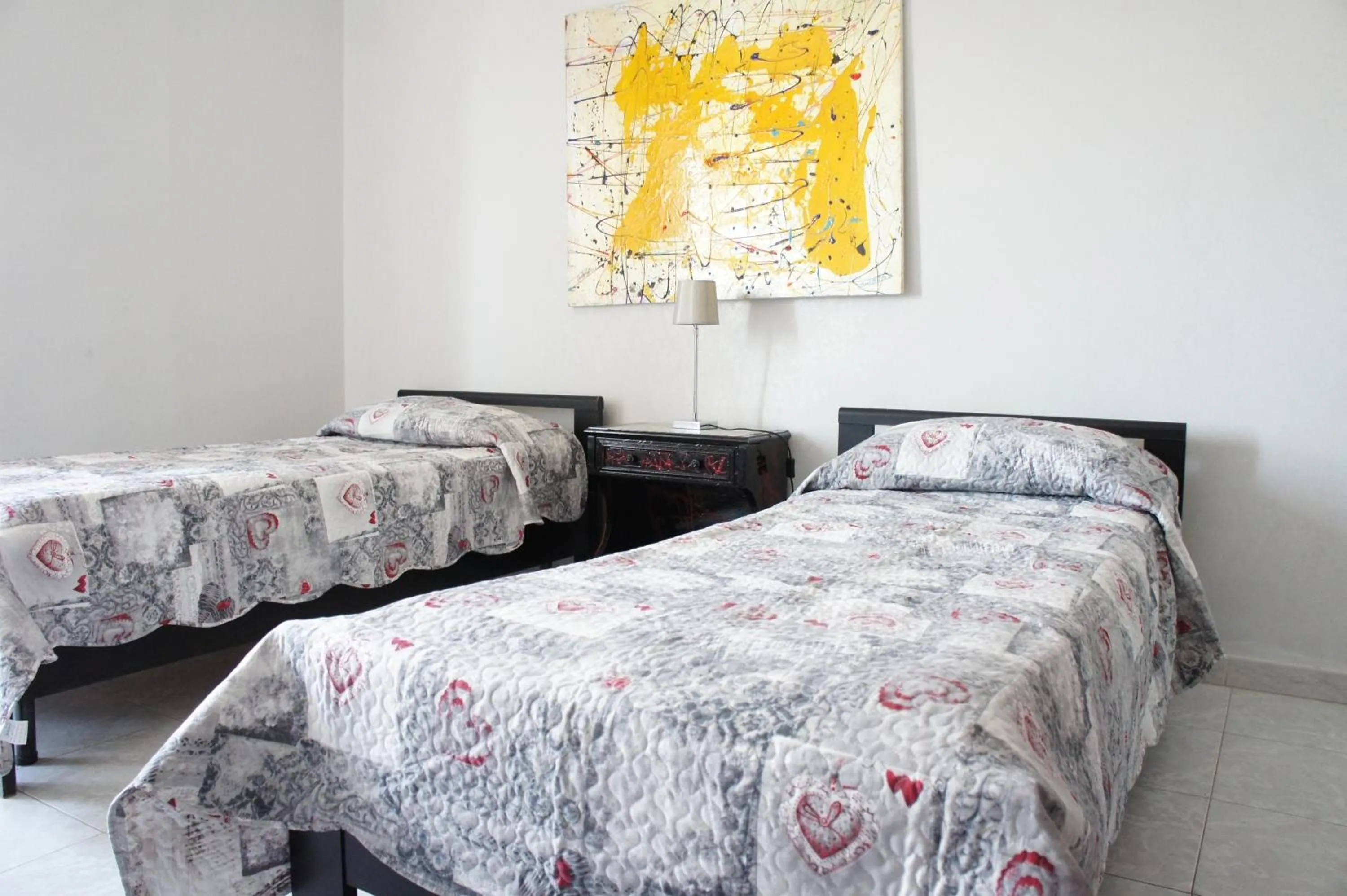Bed in Bouganville