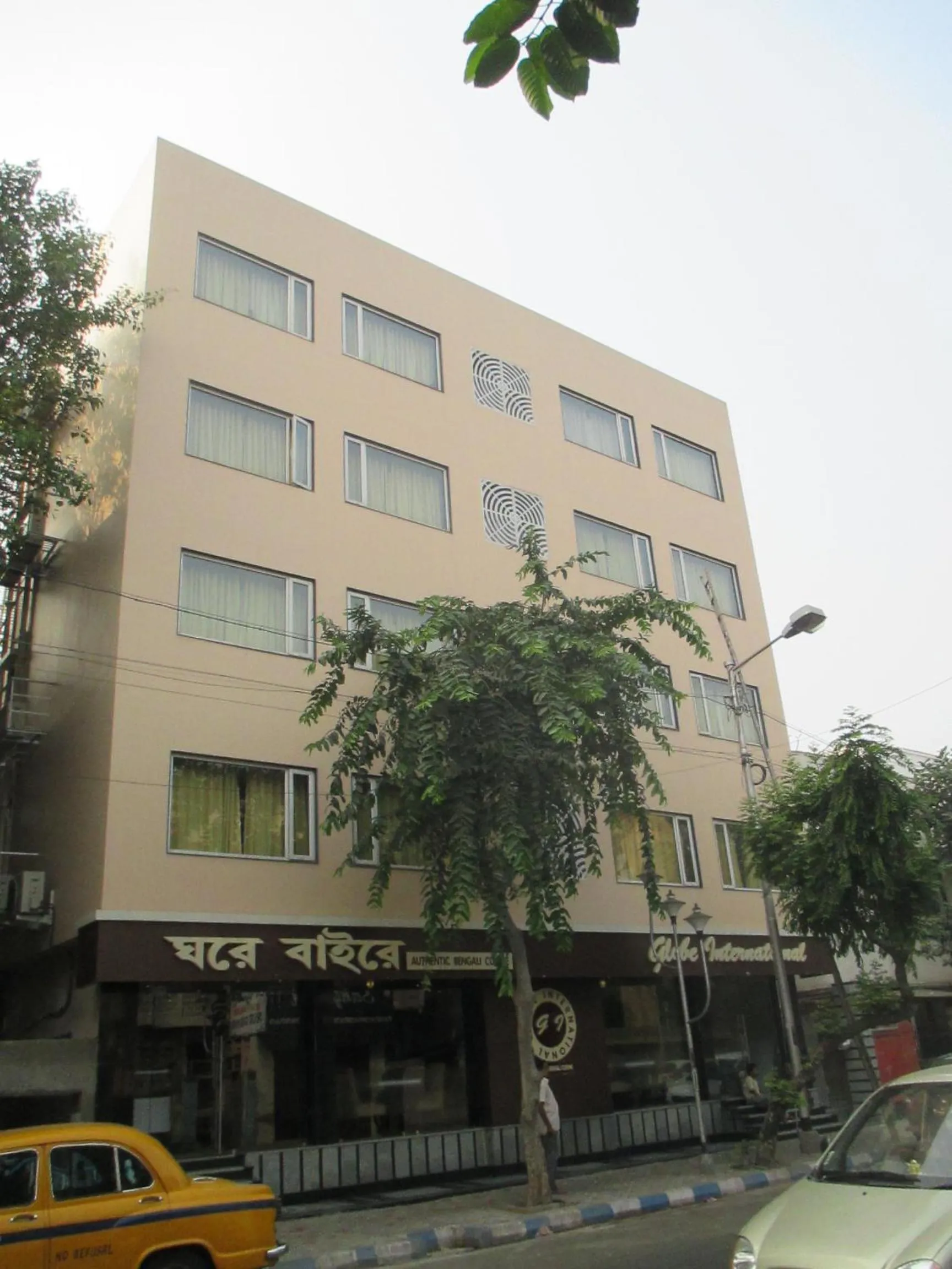 Property building in Treebo Globe International, Near Kalighat Mandir