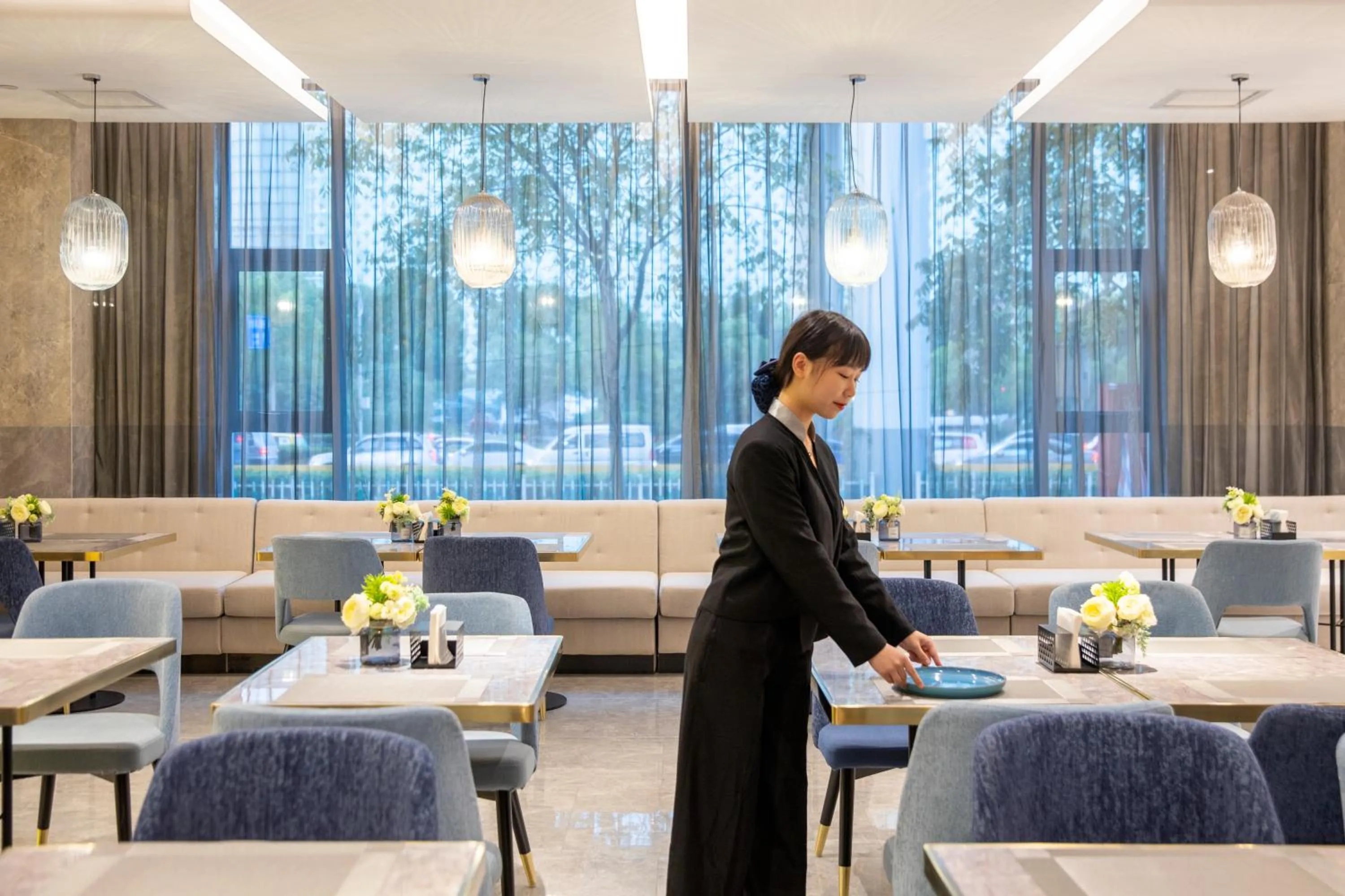 Restaurant/places to eat in Crystal Orange Hotel Dahua Hutai Road