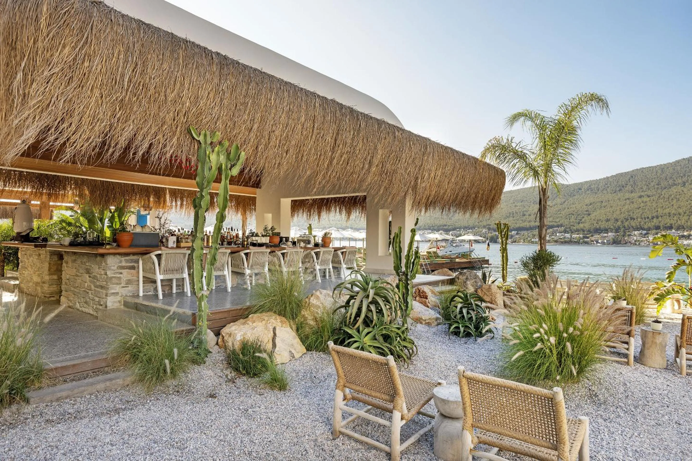 Lounge or bar in Titanic Luxury Collection Bodrum