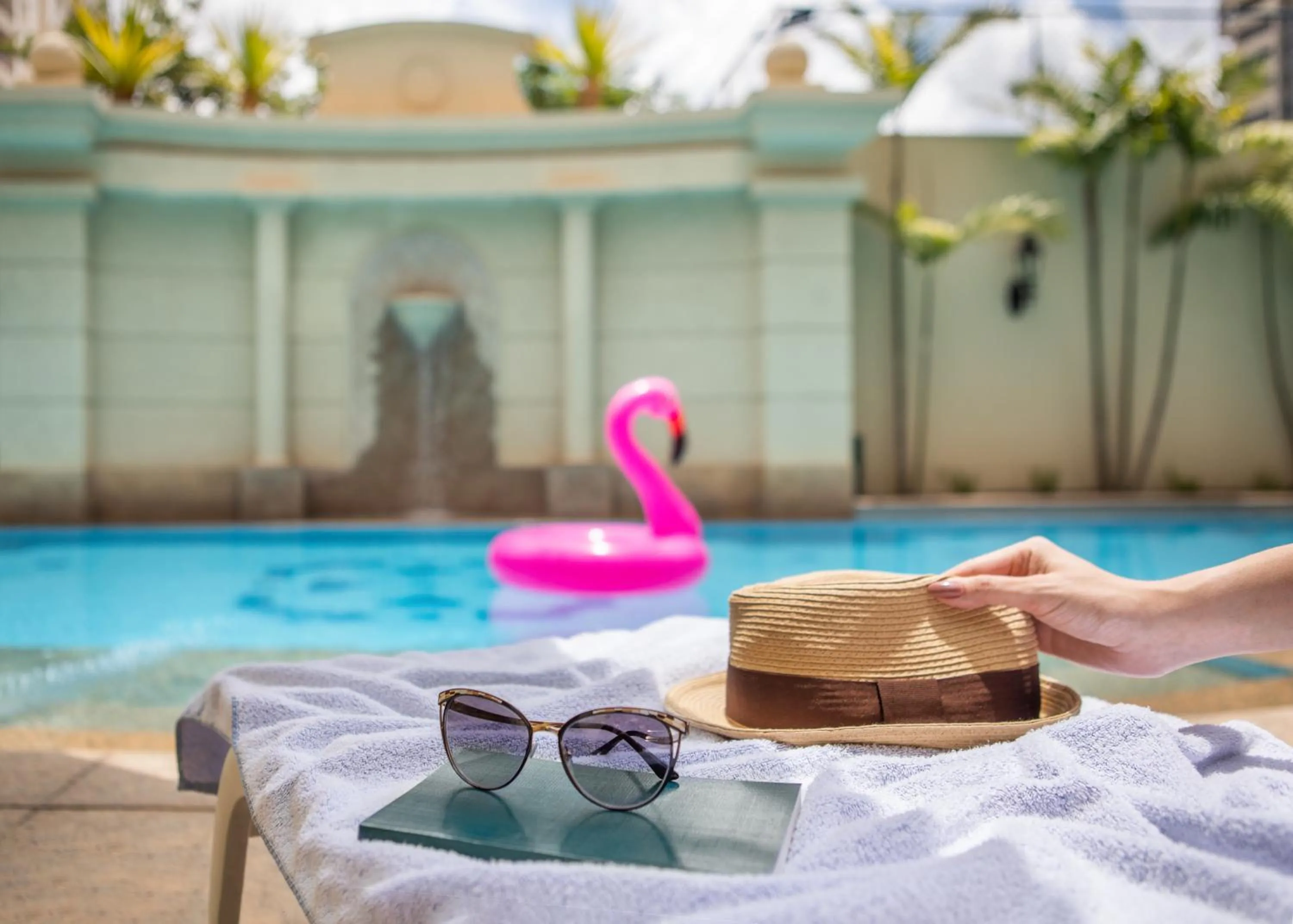 Swimming pool in Meliá Campinas