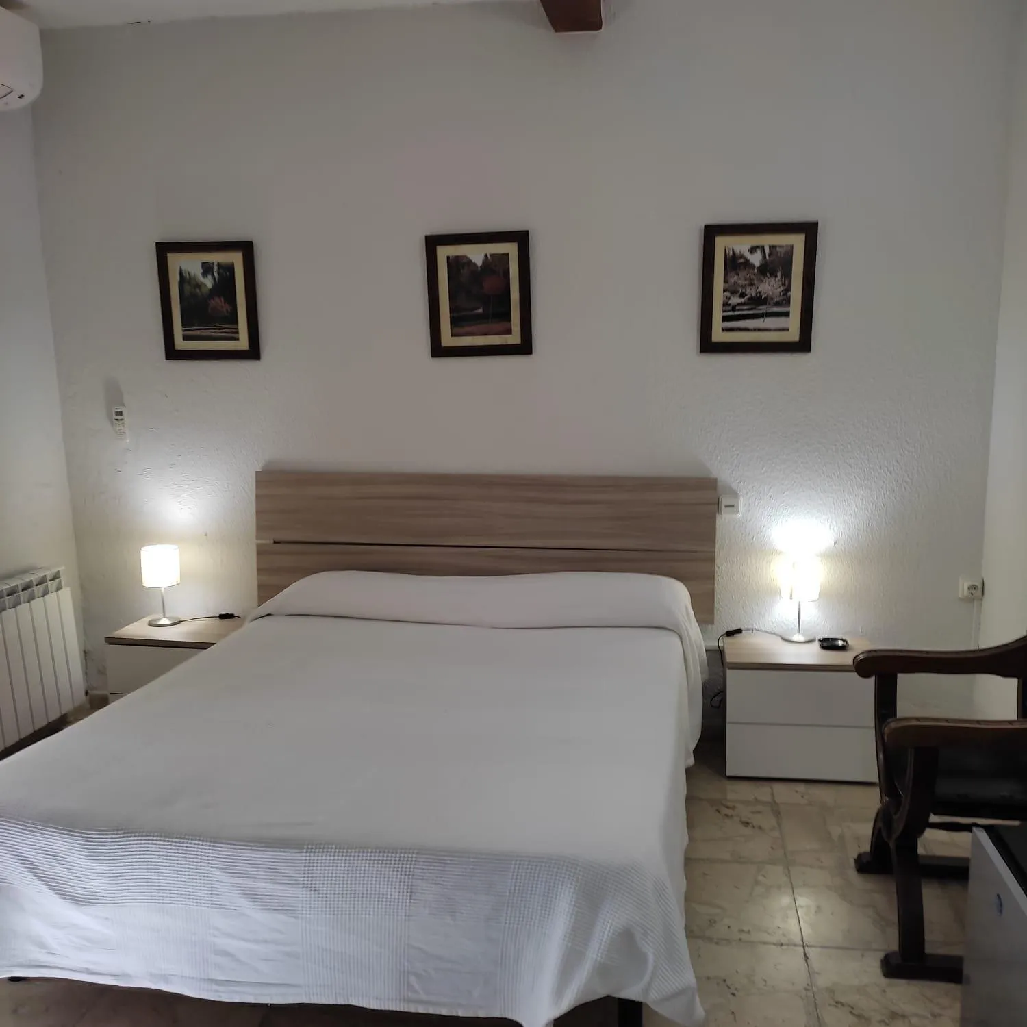 Bed in Hostal Castilla