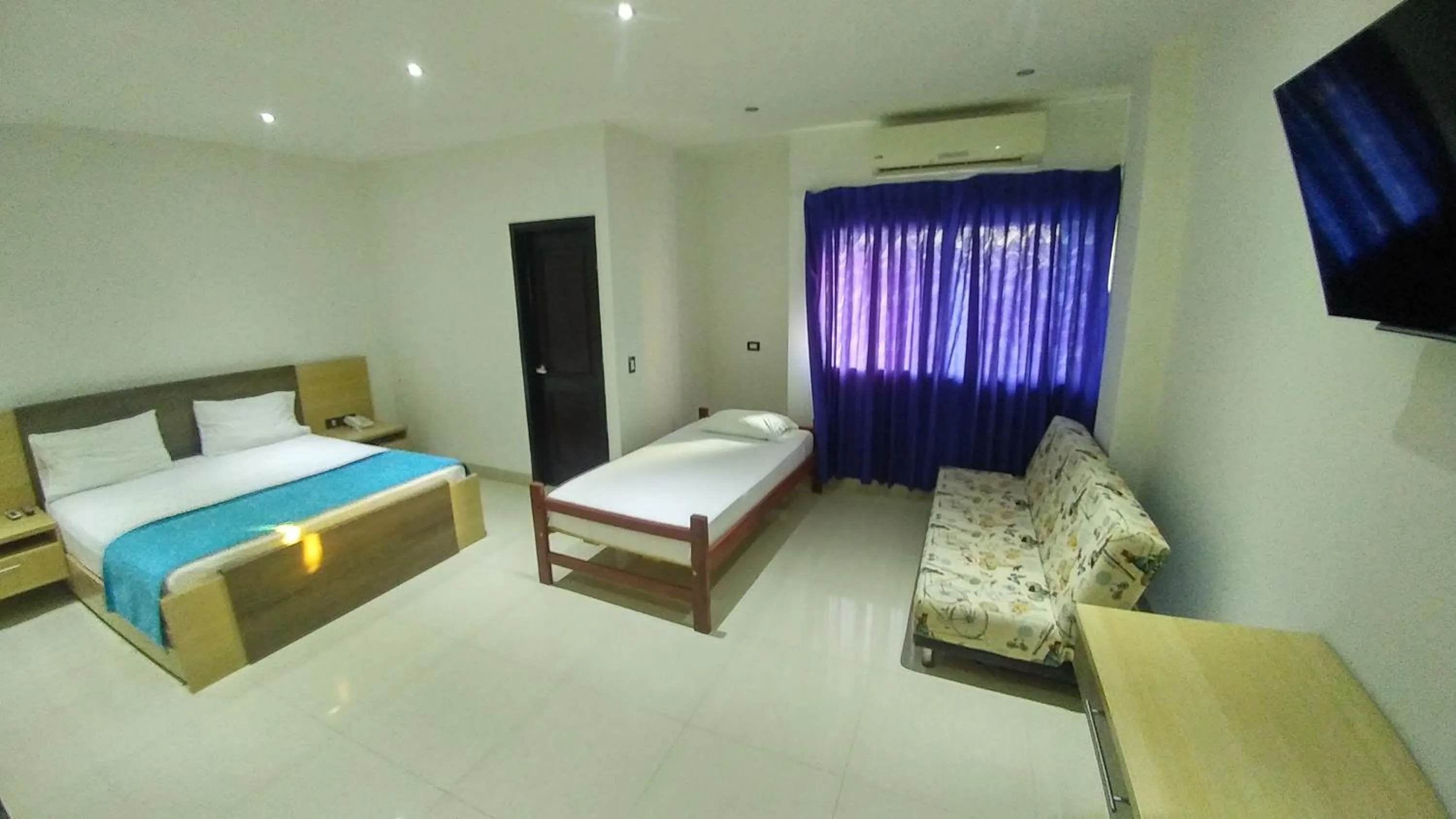 Bedroom in Hotel Campestre El Cisne