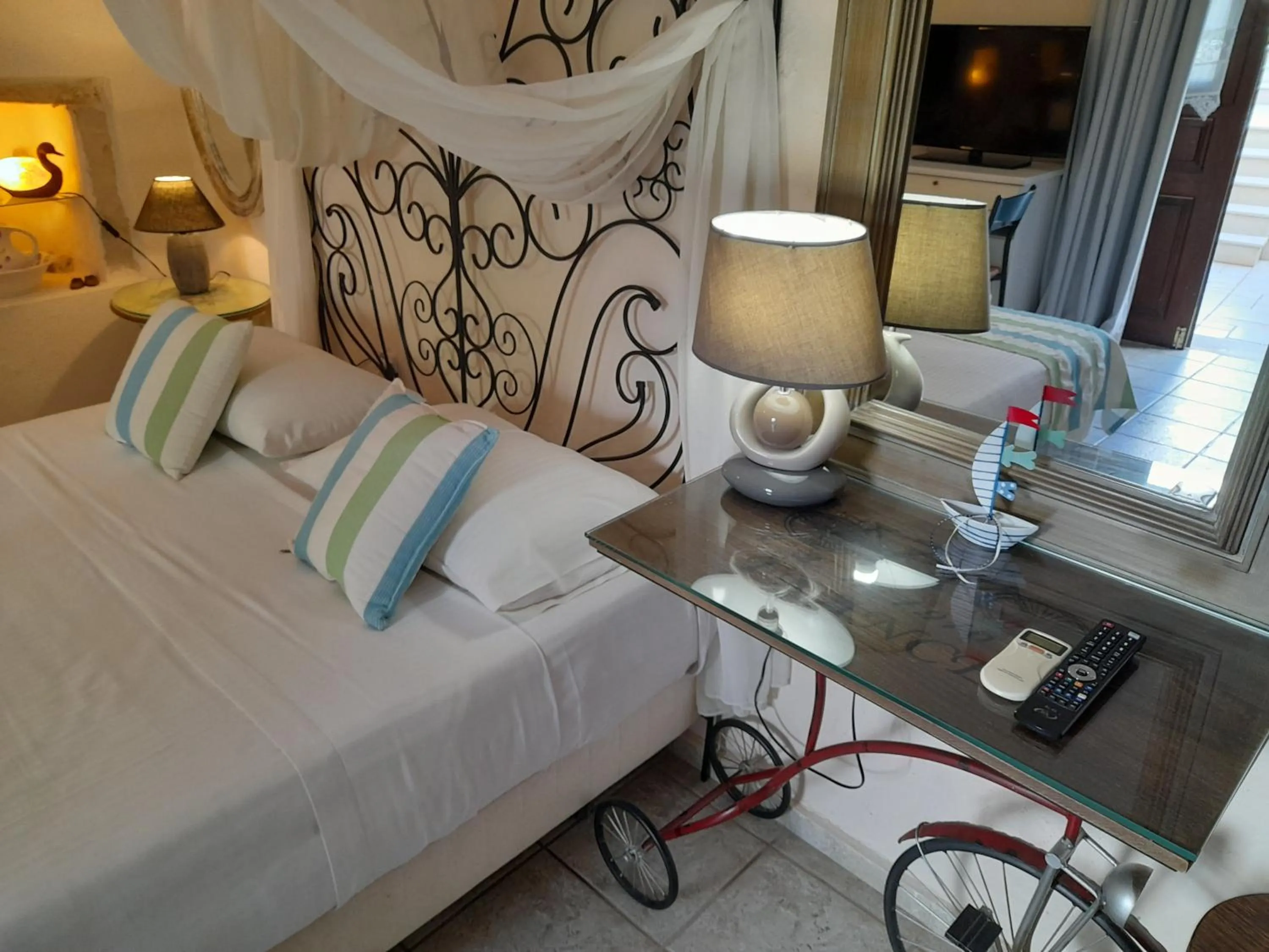 Bed in Calergi Residence - Holidays in Crete