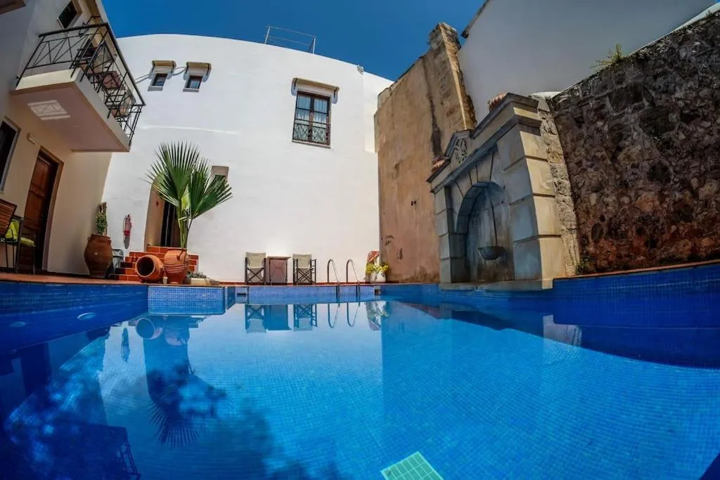 Swimming pool in Calergi Residence - Holidays in Crete