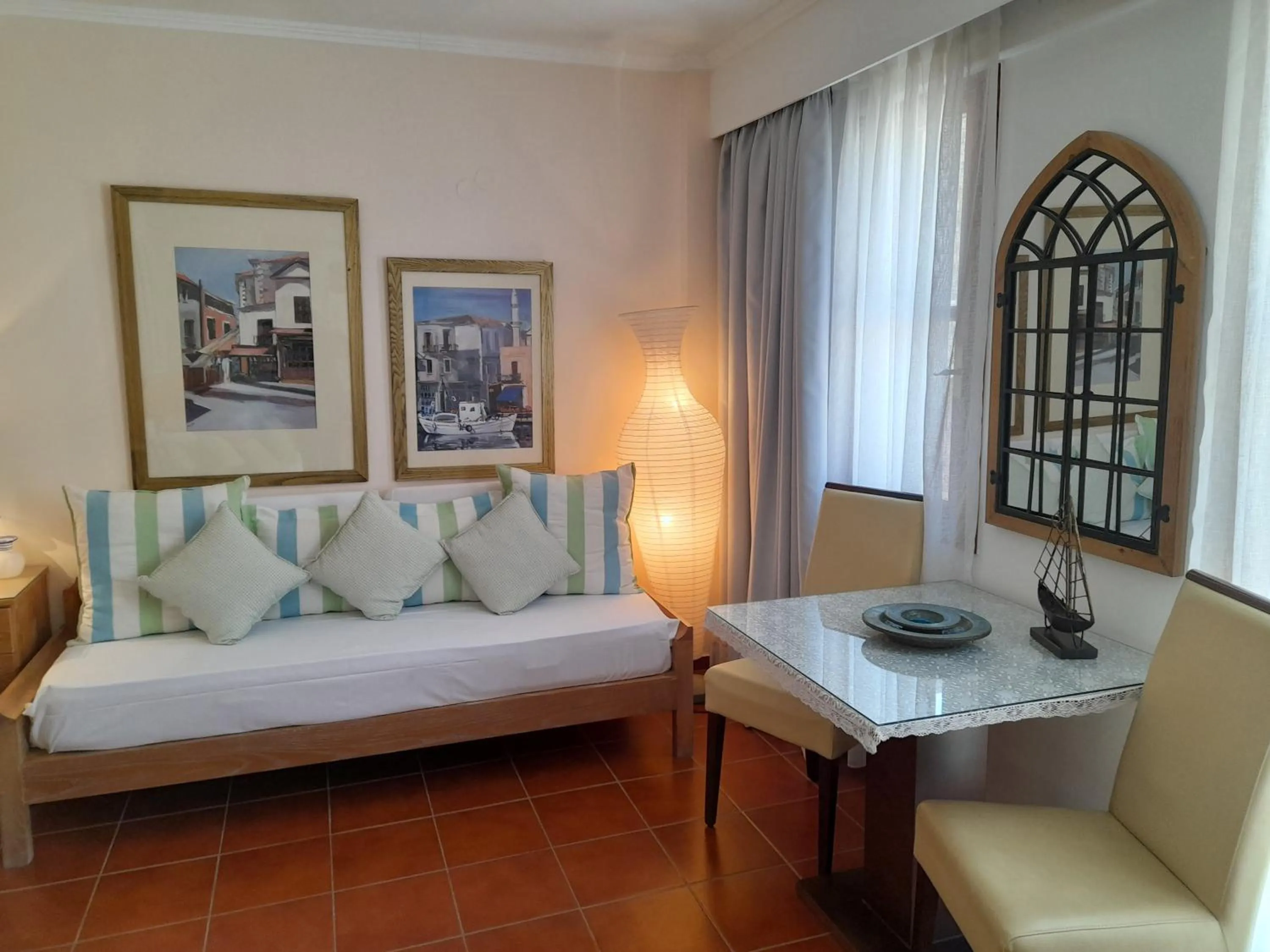 Living room, Bed in Calergi Residence - Holidays in Crete