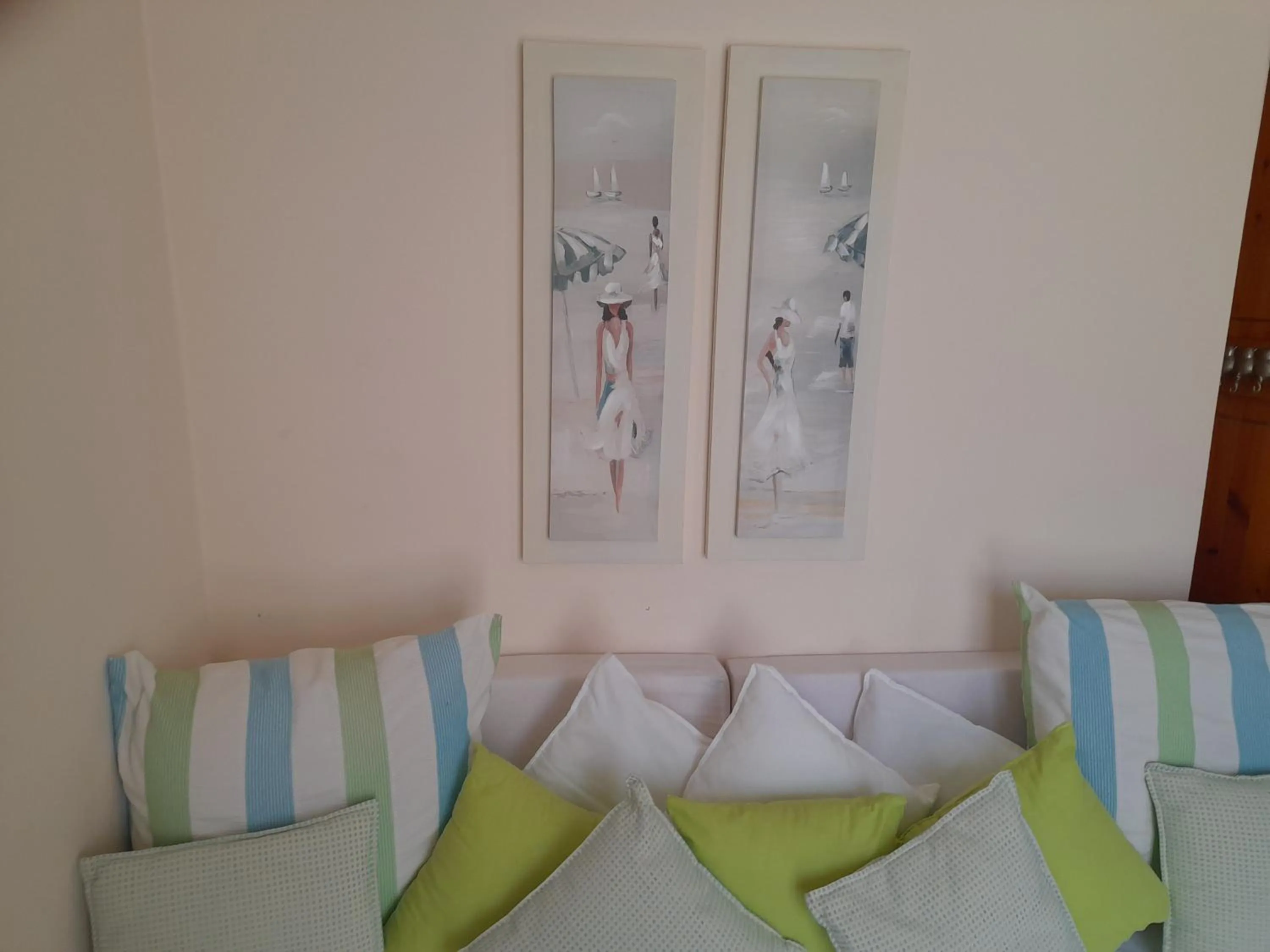 Decorative detail, Bed in Calergi Residence - Holidays in Crete